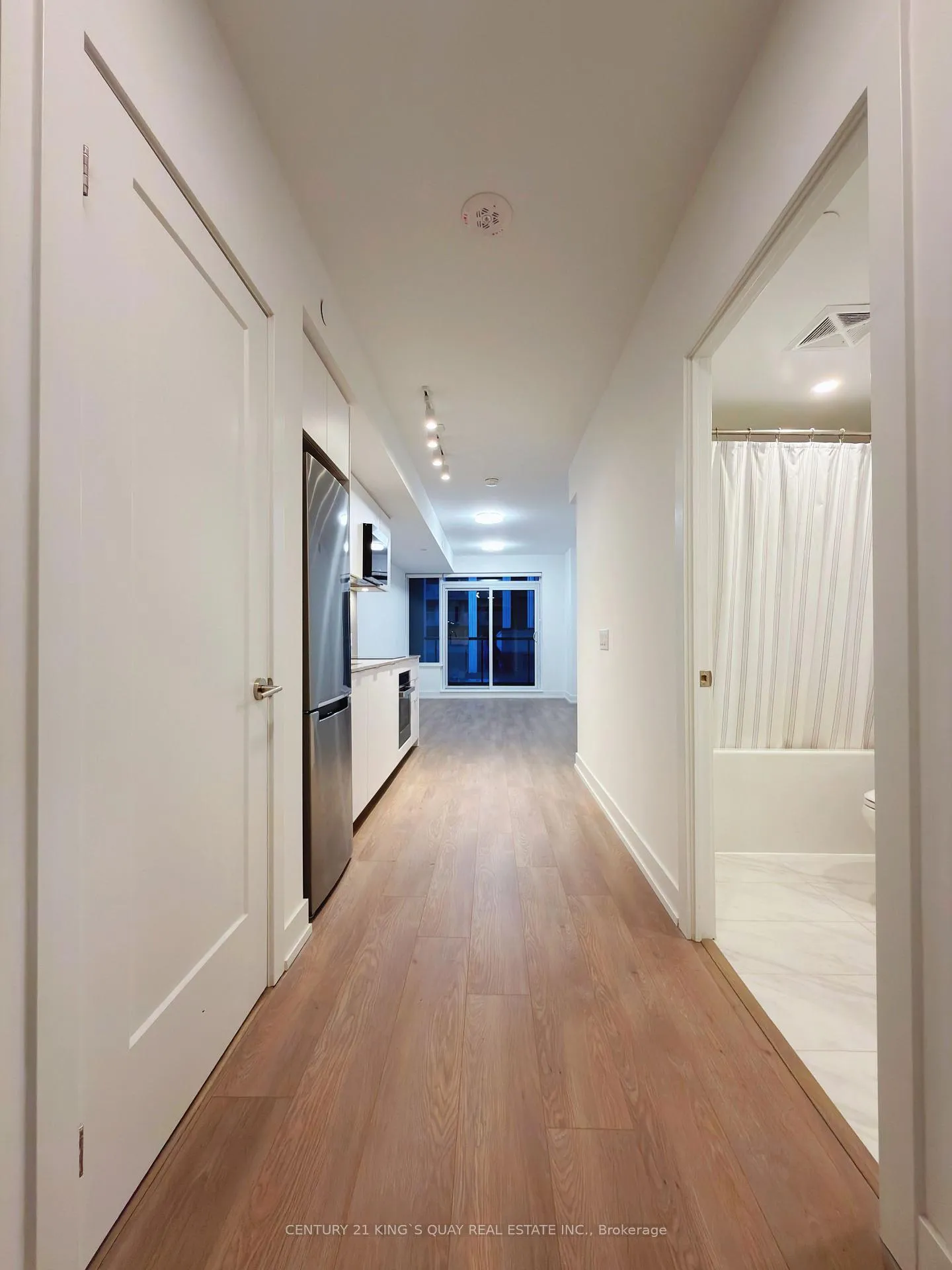 Photo 15 of Unit 501, 8 Cedarland Drive, Markham, Unionville — HOMEH
