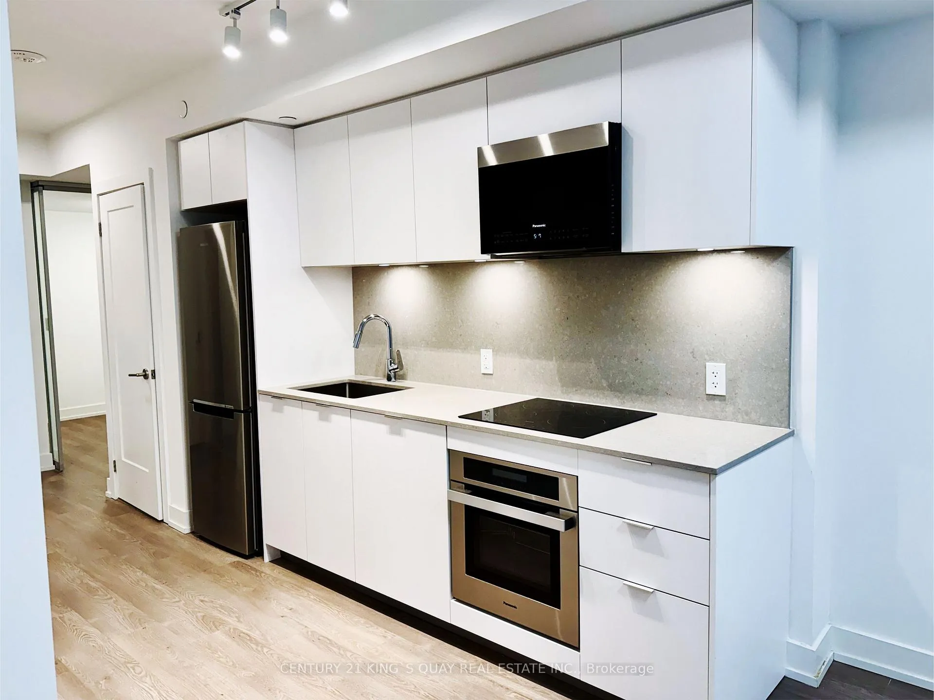 Photo 16 of Unit 501, 8 Cedarland Drive, Markham, Unionville — HOMEH