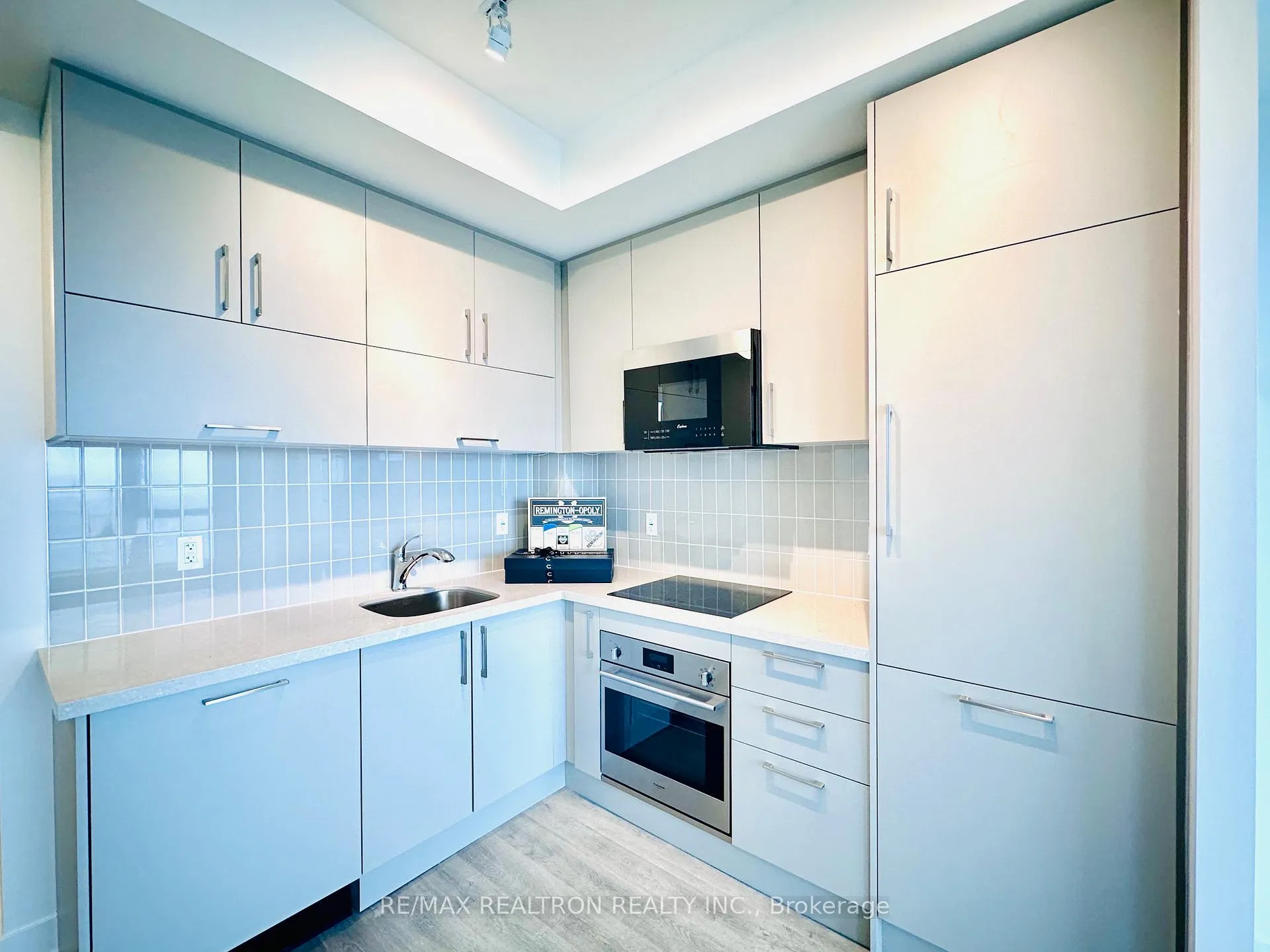 Photo 10 of Unit 2206, 38 Andre De Grasse Street, Markham, Unionville — HOMEH