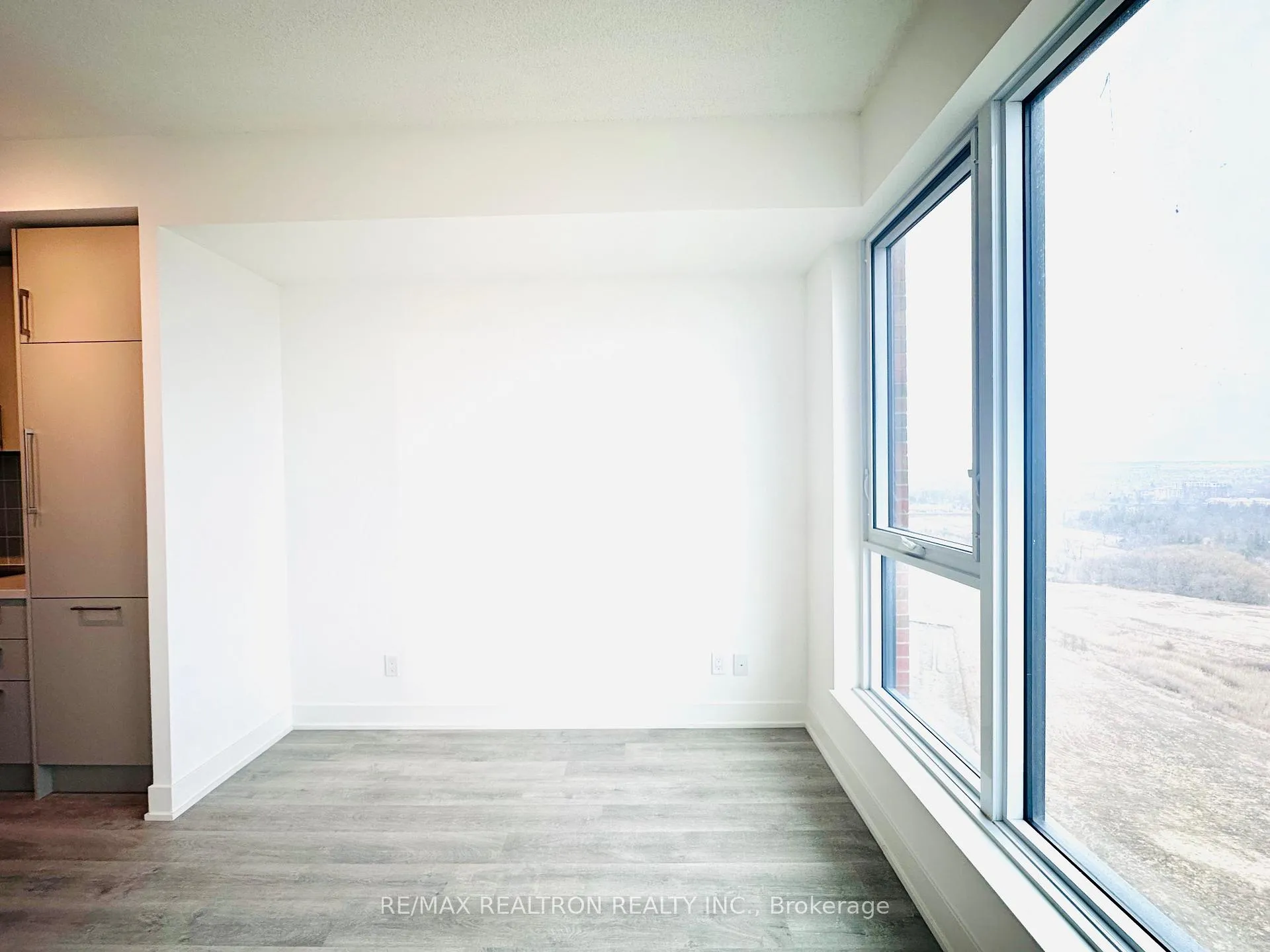 Photo 13 of Unit 2206, 38 Andre De Grasse Street, Markham, Unionville — HOMEH