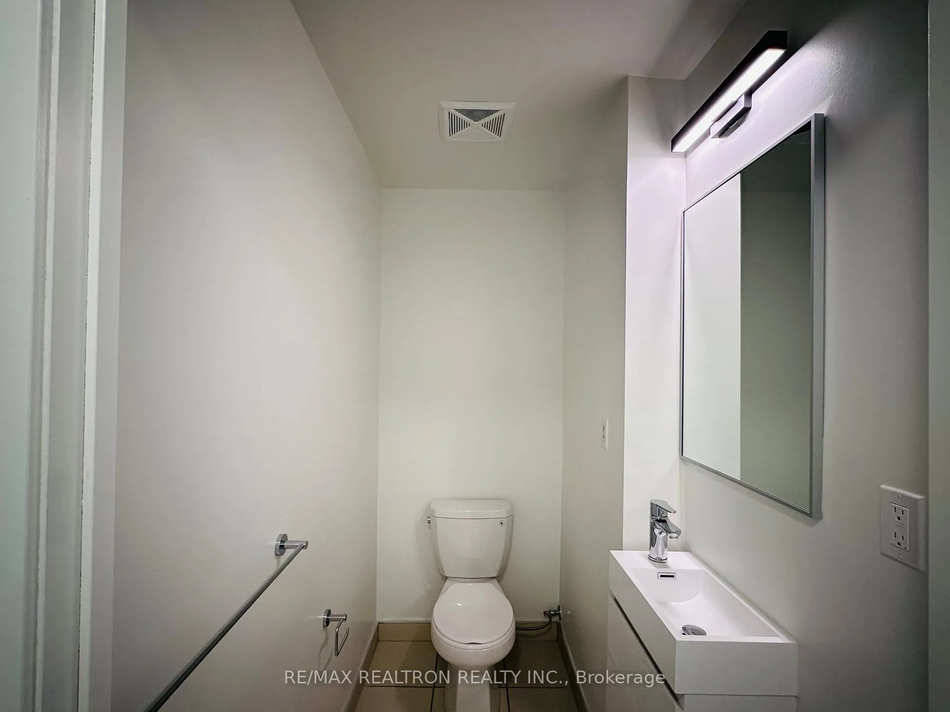 Photo 20 of Unit 2206, 38 Andre De Grasse Street, Markham, Unionville — HOMEH