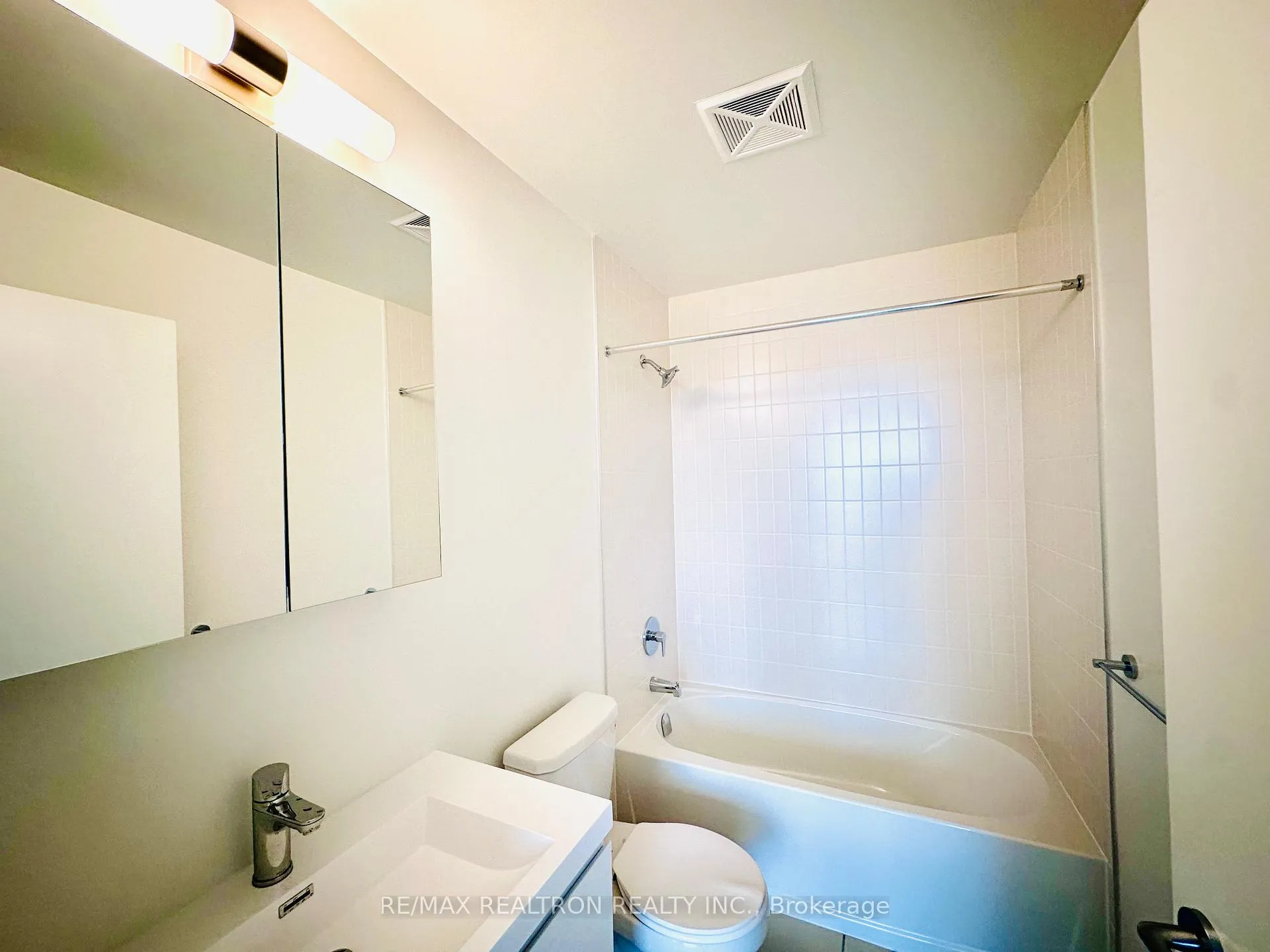Photo 25 of Unit 2206, 38 Andre De Grasse Street, Markham, Unionville — HOMEH