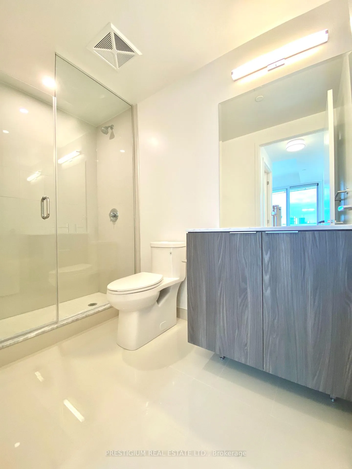 Photo 13 of Unit 2108, 15 Queens Quay E, Toronto, Waterfront Communities — HOMEH