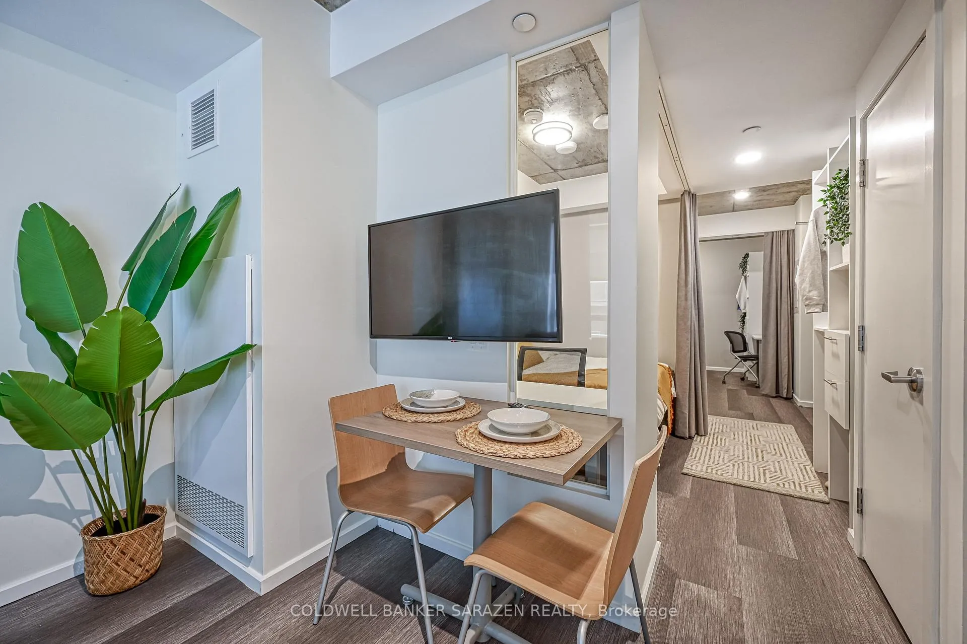 Photo 13 of Unit R1002, 211 Besserer Street, Ottawa, Sandy Hill — HOMEH
