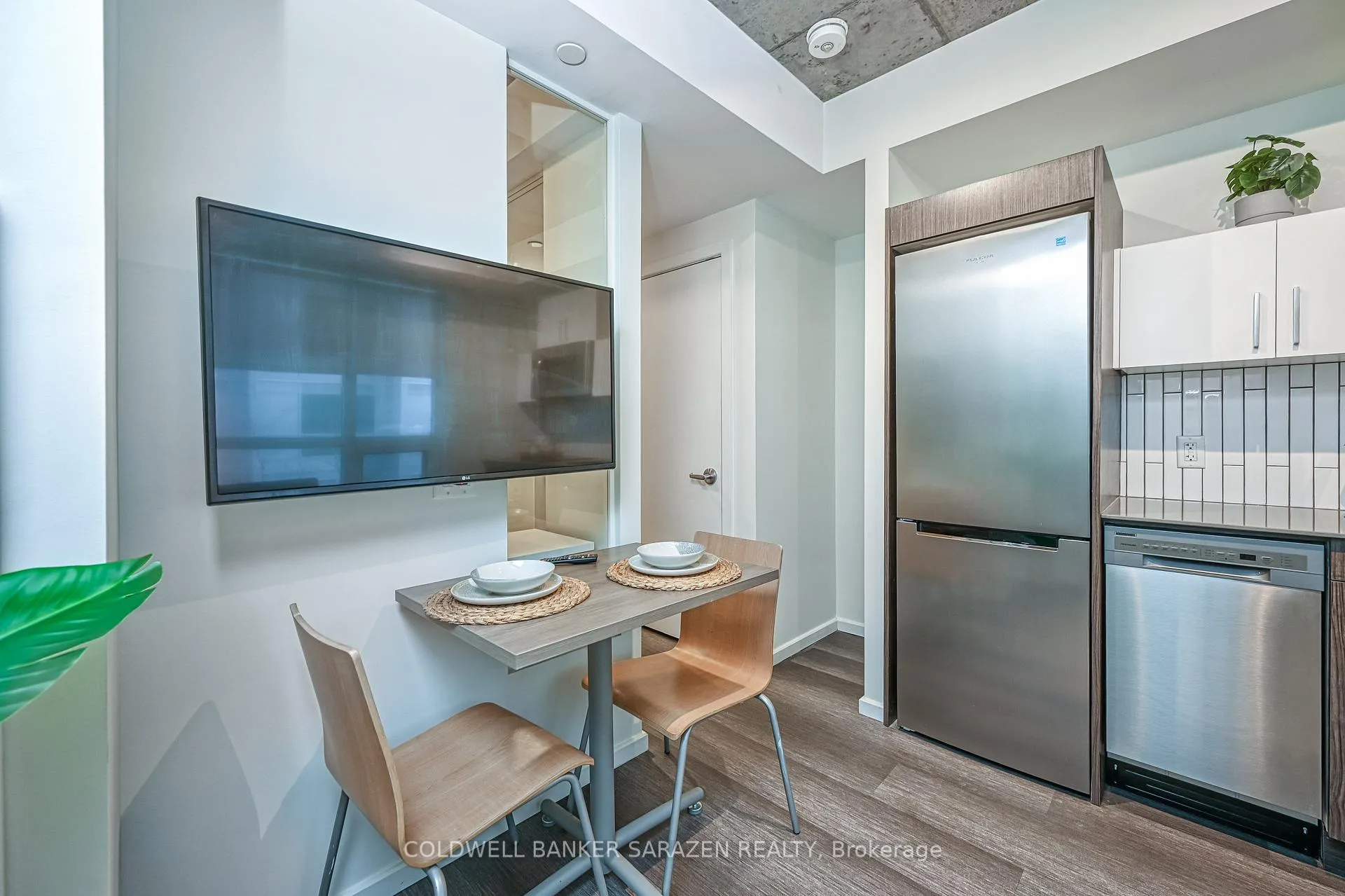 Photo 14 of Unit R1002, 211 Besserer Street, Ottawa, Sandy Hill — HOMEH