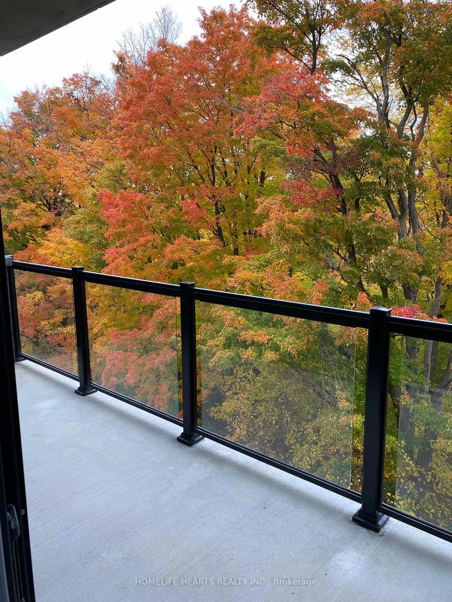 Photo 16 of Unit 405, 1100 Lackner Place, Kitchener — HOMEH