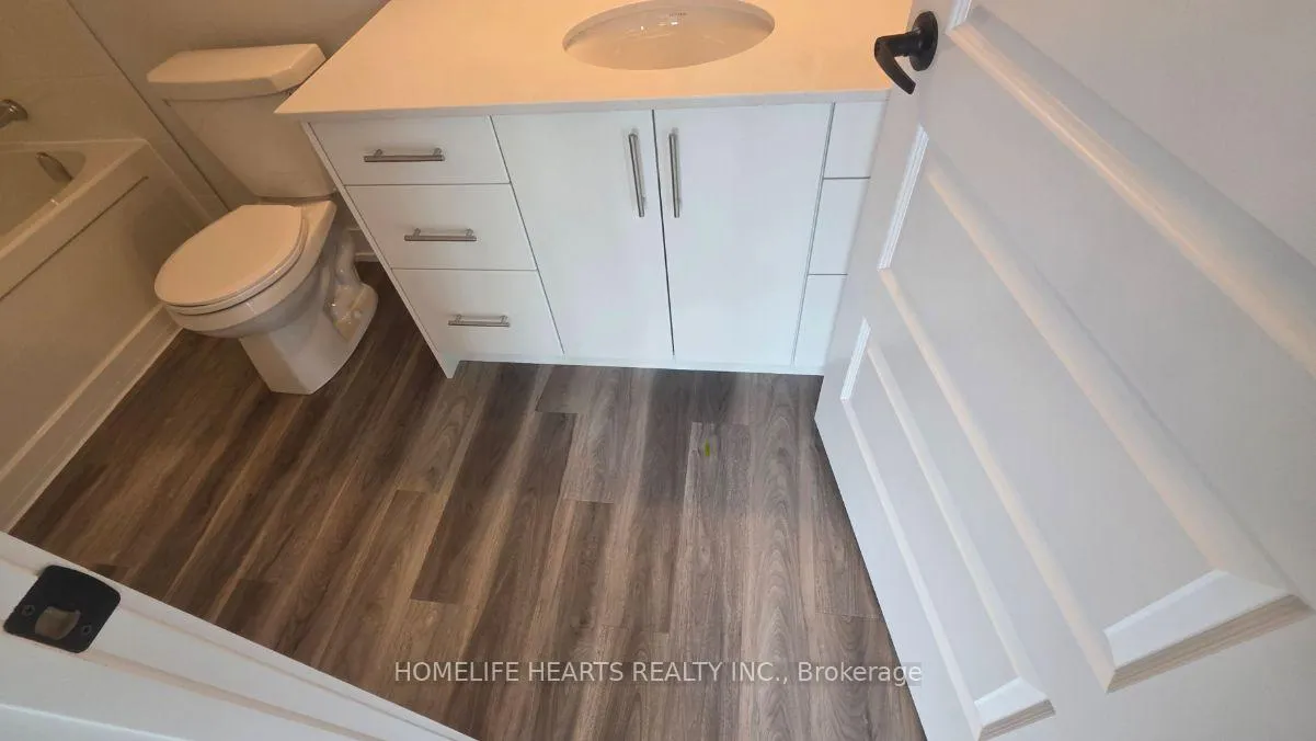 Photo 21 of Unit 405, 1100 Lackner Place, Kitchener — HOMEH