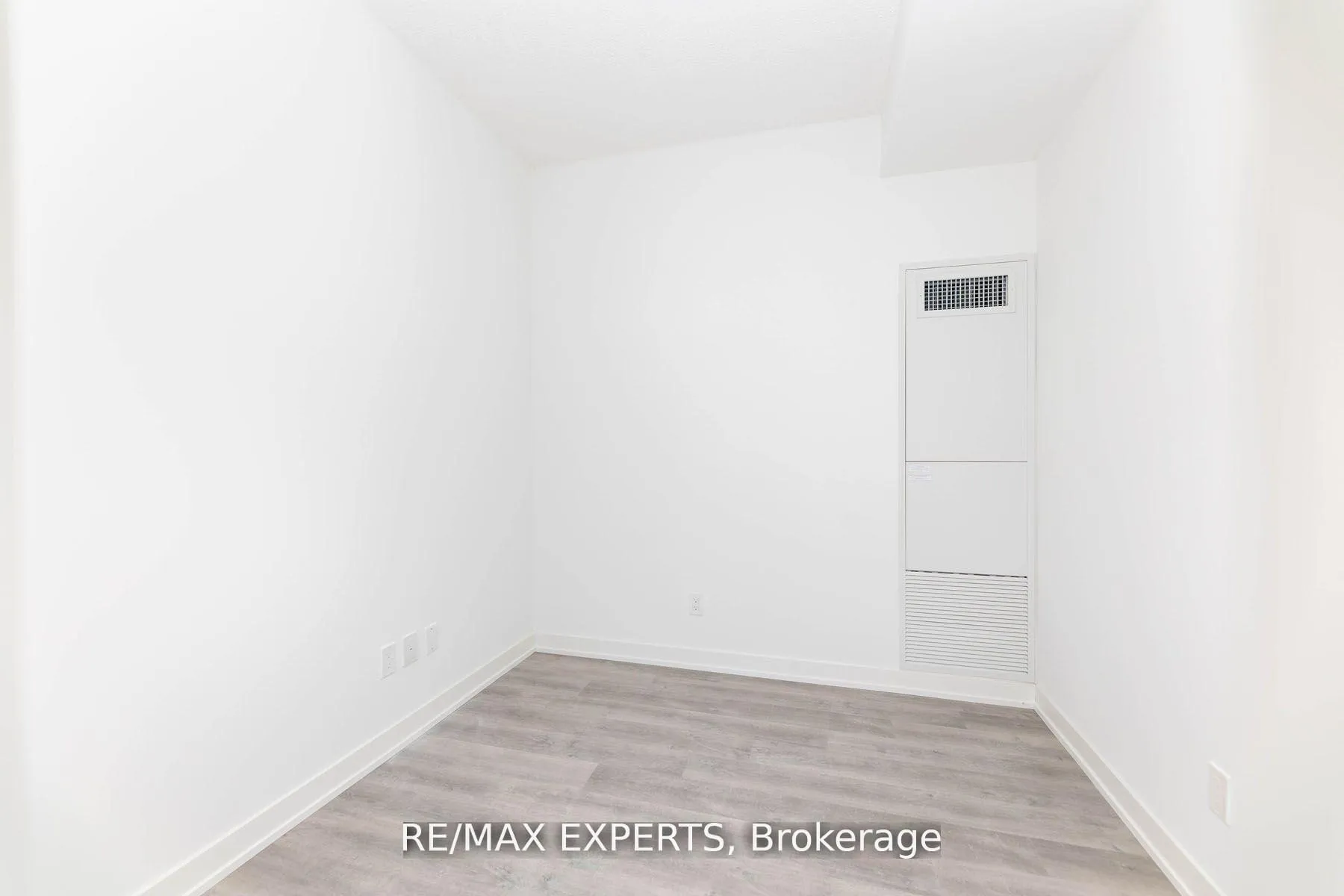 Photo 10 of Unit 608C, 38 Simcoe Promenade Circle, Markham, Unionville — HOMEH