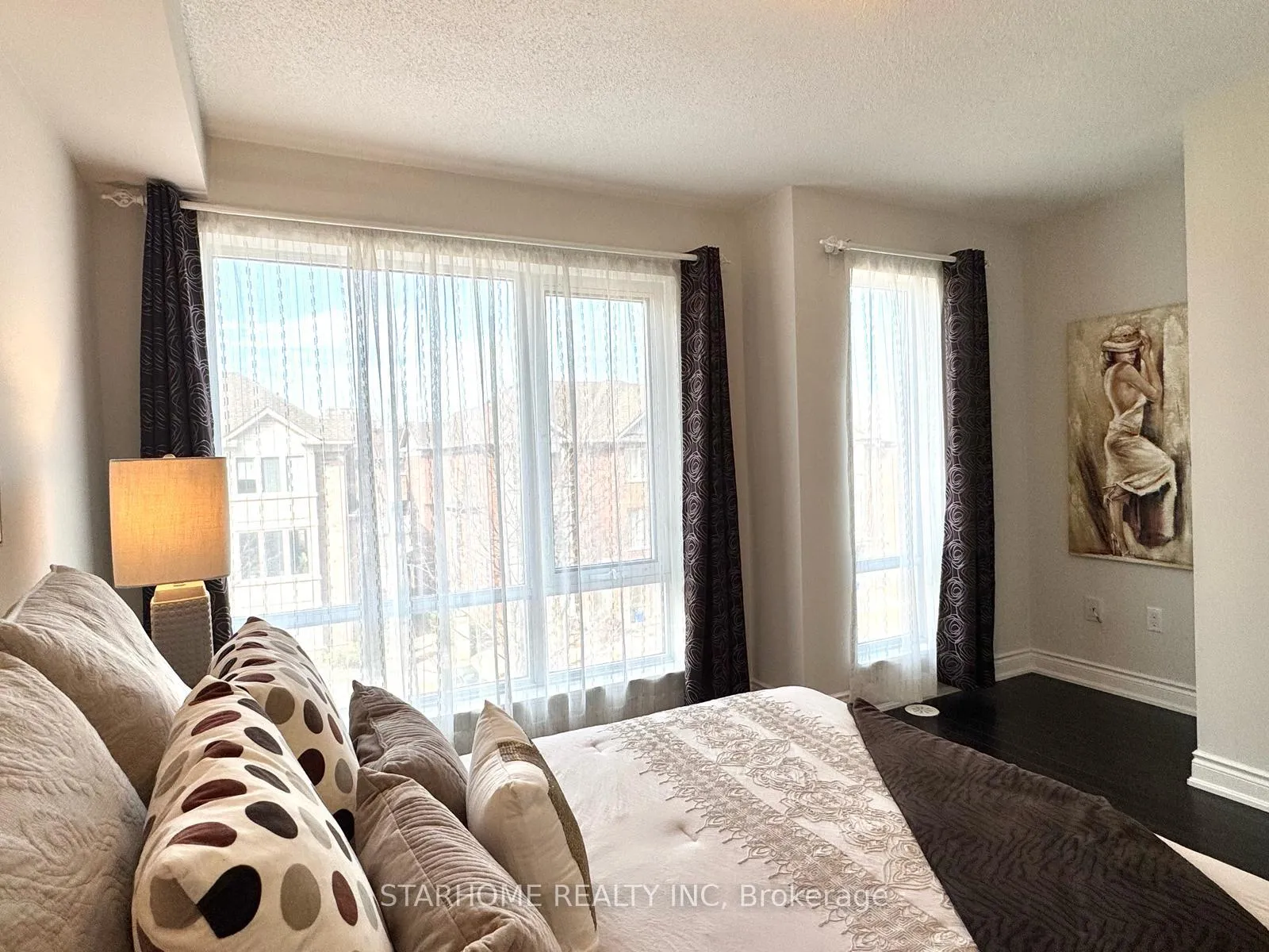 Photo 12 of 311 South Park Road, Markham, Commerce Valley — HOMEH