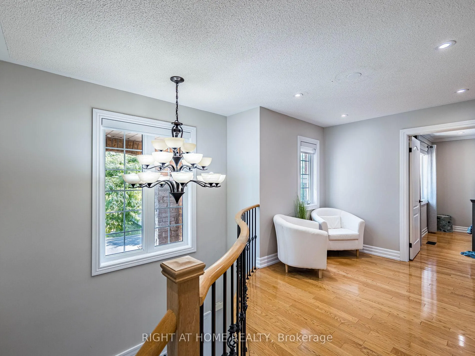 Photo 19 of 6 Berrycreek Drive, Brampton, Fletcher's Meadow — HOMEH