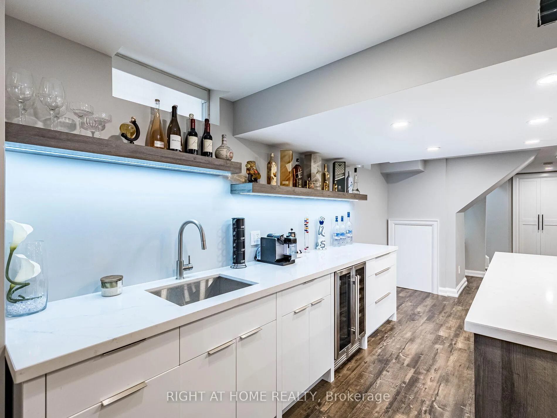 Photo 35 of 6 Berrycreek Drive, Brampton, Fletcher's Meadow — HOMEH