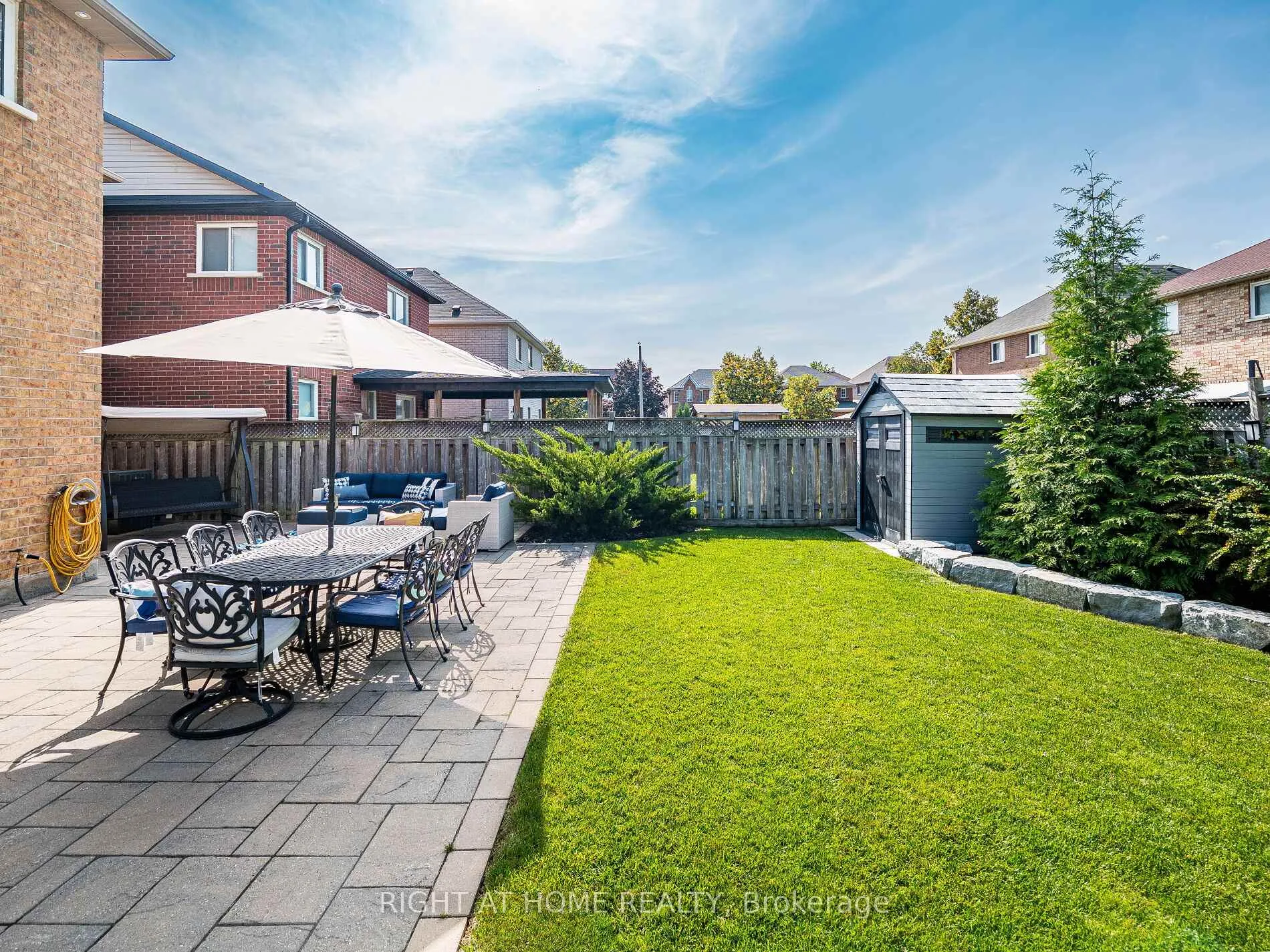 Photo 40 of 6 Berrycreek Drive, Brampton, Fletcher's Meadow — HOMEH