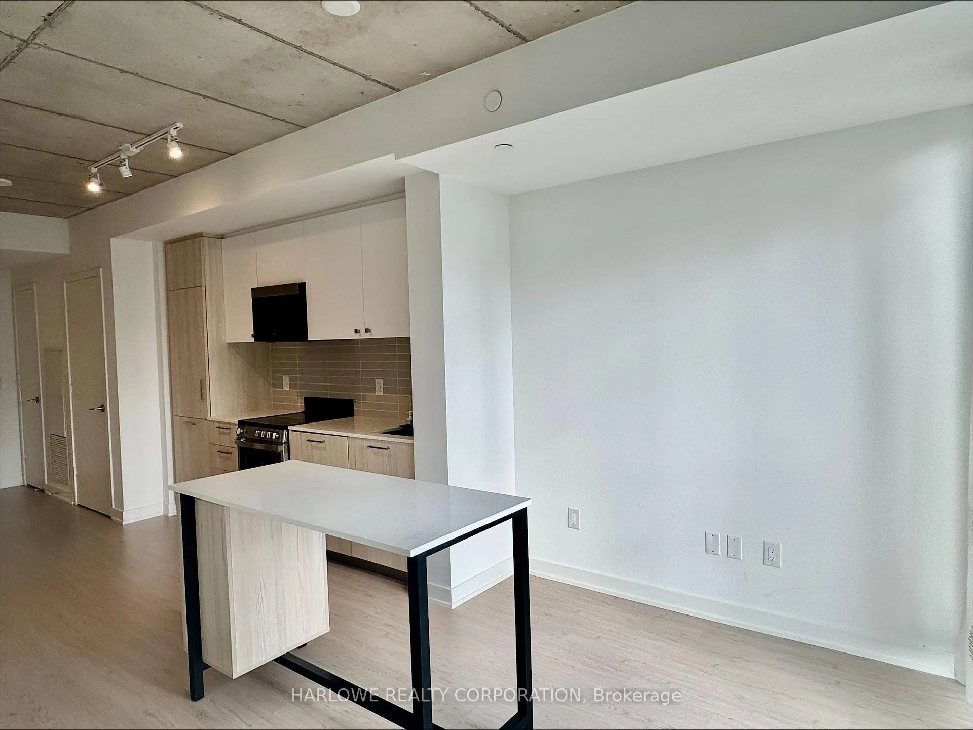 Photo 5 of Unit 3003, 65 Mutual Street, Toronto, Church-Yonge Corridor — HOMEH