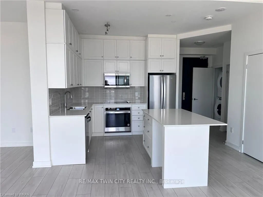 Photo 4 of Unit 2510, 55 Duke Street, Kitchener — HOMEH