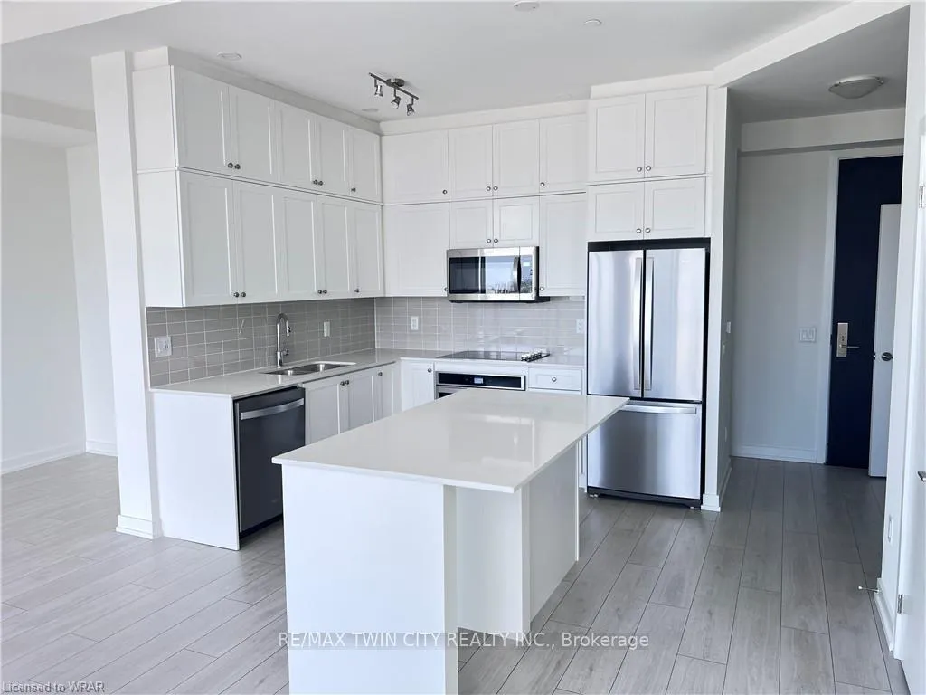 Photo 5 of Unit 2510, 55 Duke Street, Kitchener — HOMEH