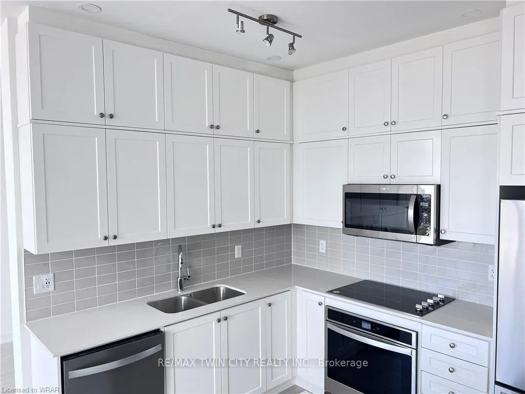 Photo 8 of Unit 2510, 55 Duke Street, Kitchener — HOMEH