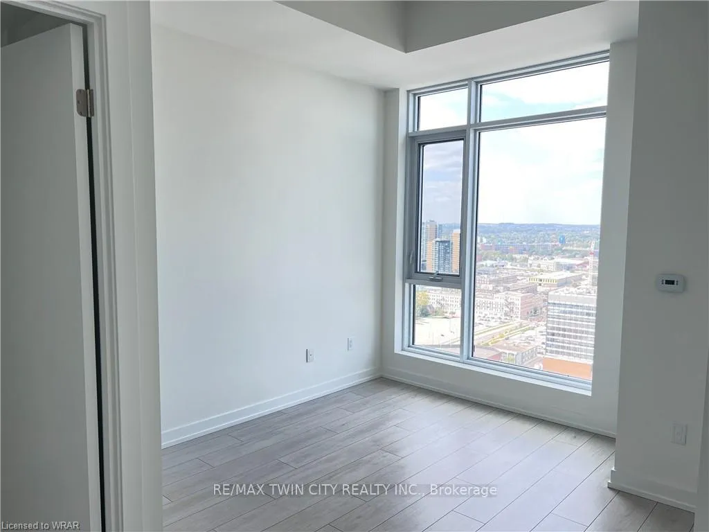 Photo 14 of Unit 2510, 55 Duke Street, Kitchener — HOMEH