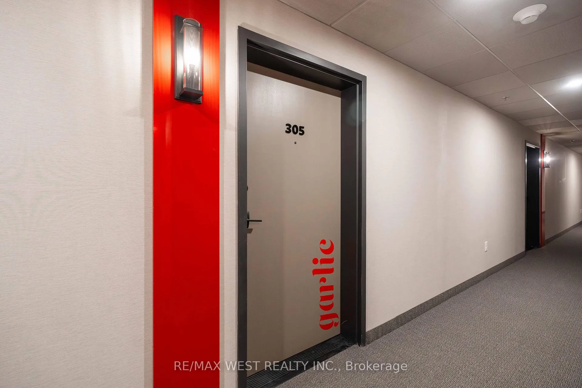 Photo 3 of Unit 305, 1 Chef Lane, Barrie, Innis-Shore — HOMEH