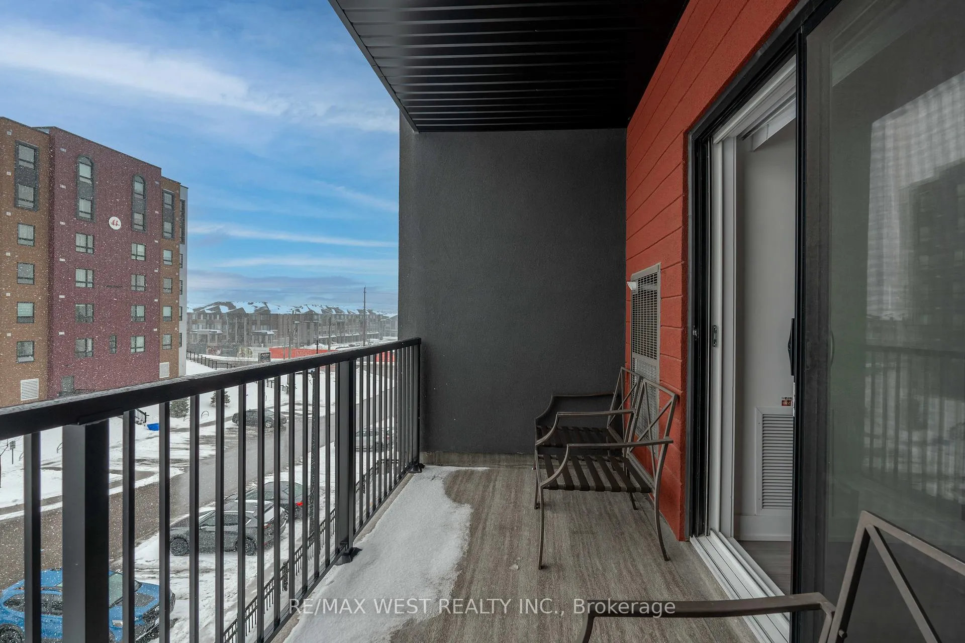 Photo 15 of Unit 305, 1 Chef Lane, Barrie, Innis-Shore — HOMEH