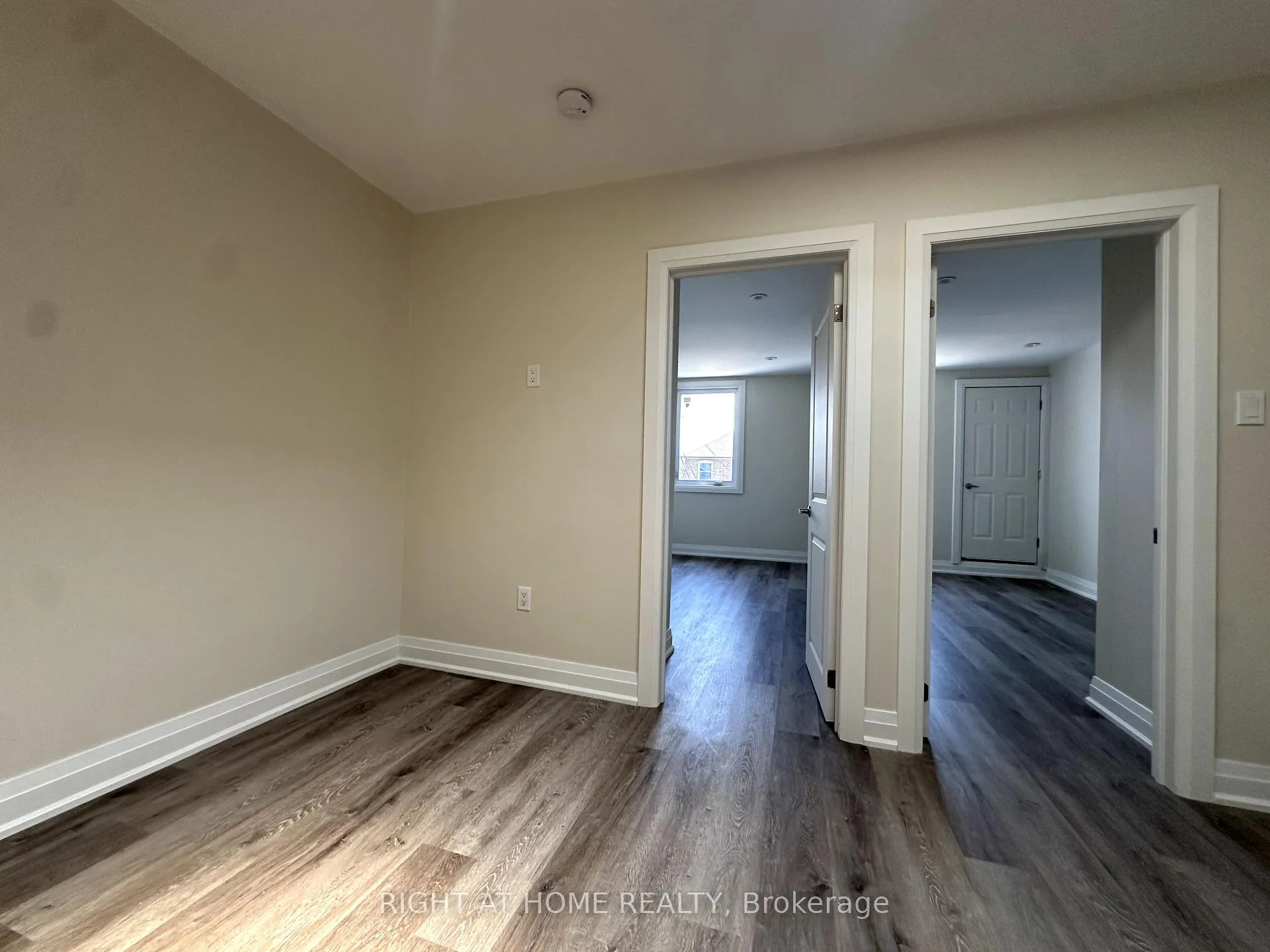 Photo 11 of Unit 2, 1637 Eglinton Avenue W, Toronto, Oakwood Village — HOMEH