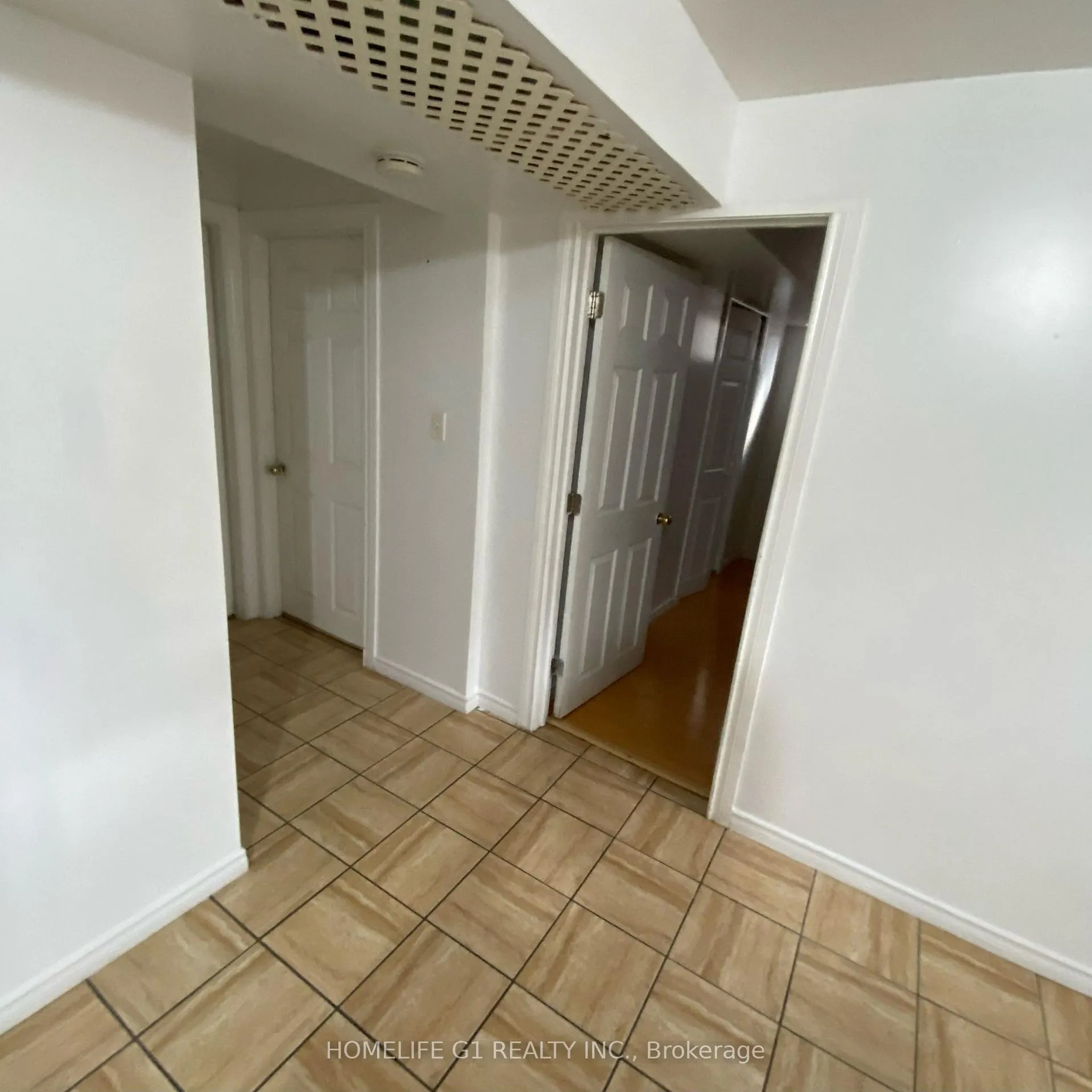 Photo 2 of 41 Purebrook Avenue, Brampton, Bram East — HOMEH