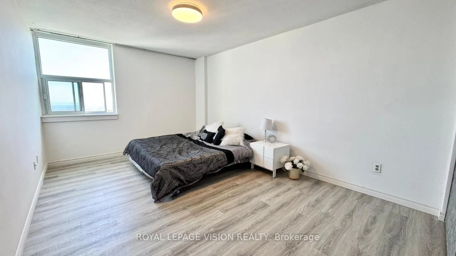 Photo 12 of Unit 3605, 3 Massey Square, Toronto, Crescent Town — HOMEH