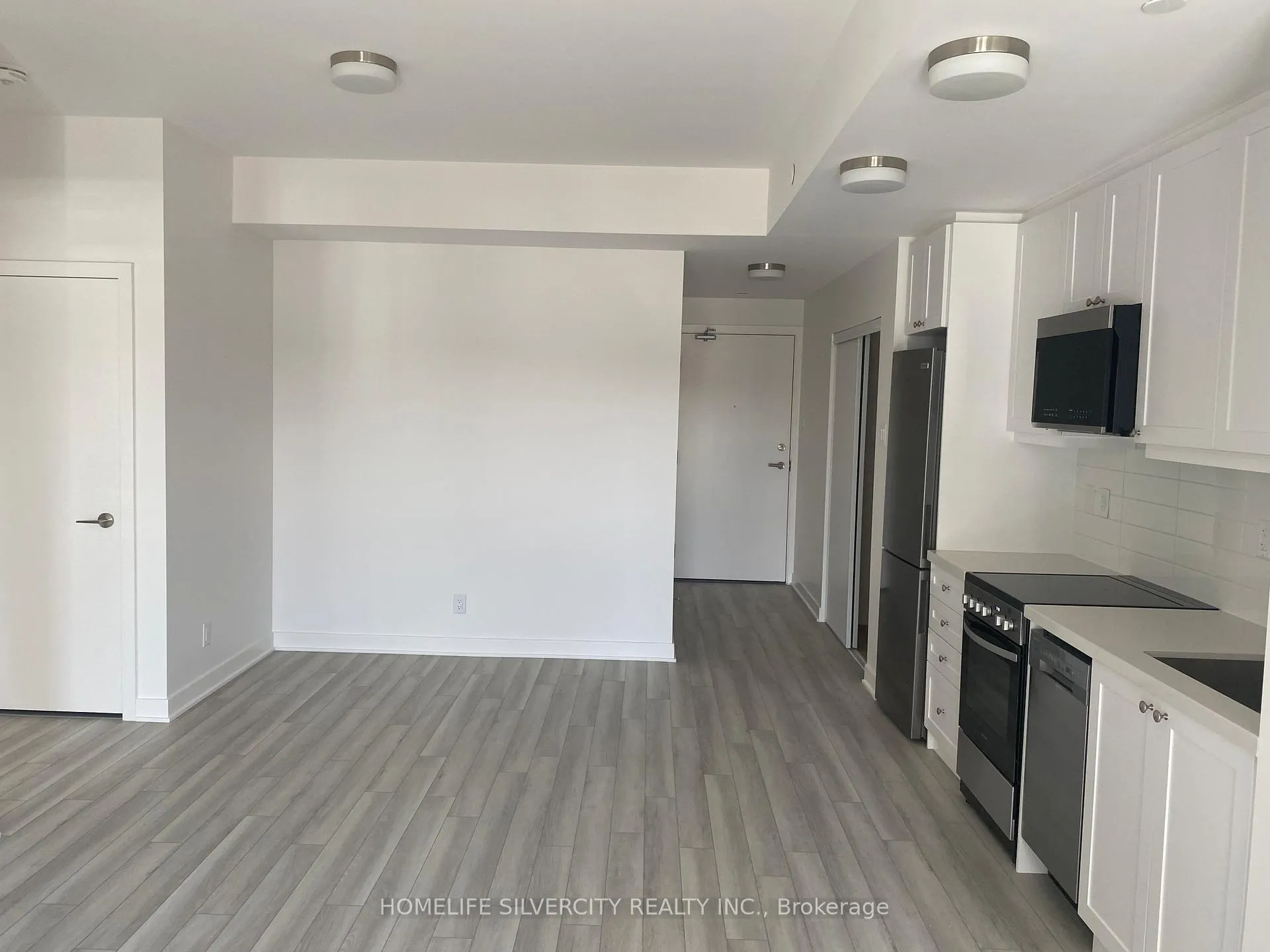 Photo 3 of Unit #201, 55 Clarington Boulevard, Clarington, Bowmanville — HOMEH