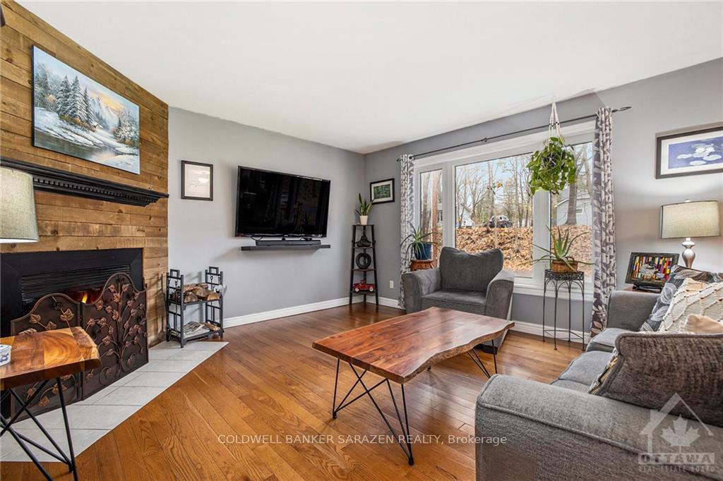 Photo 3 of 196 Macmillan Lane, Ottawa, Constance Bay — HOMEH