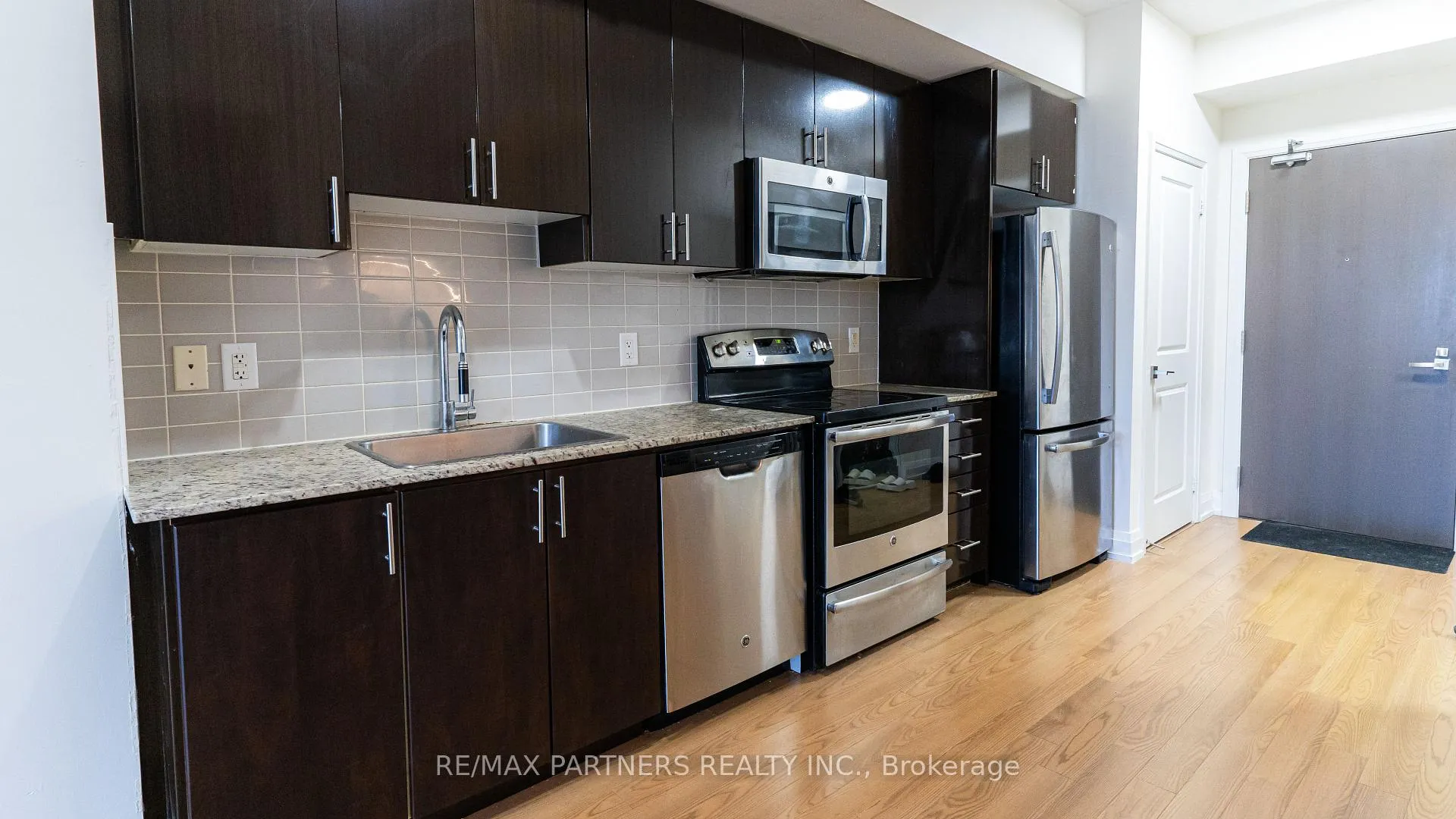 Photo 3 of Unit 1903, 7171 Yonge Street, Markham, Grandview — HOMEH