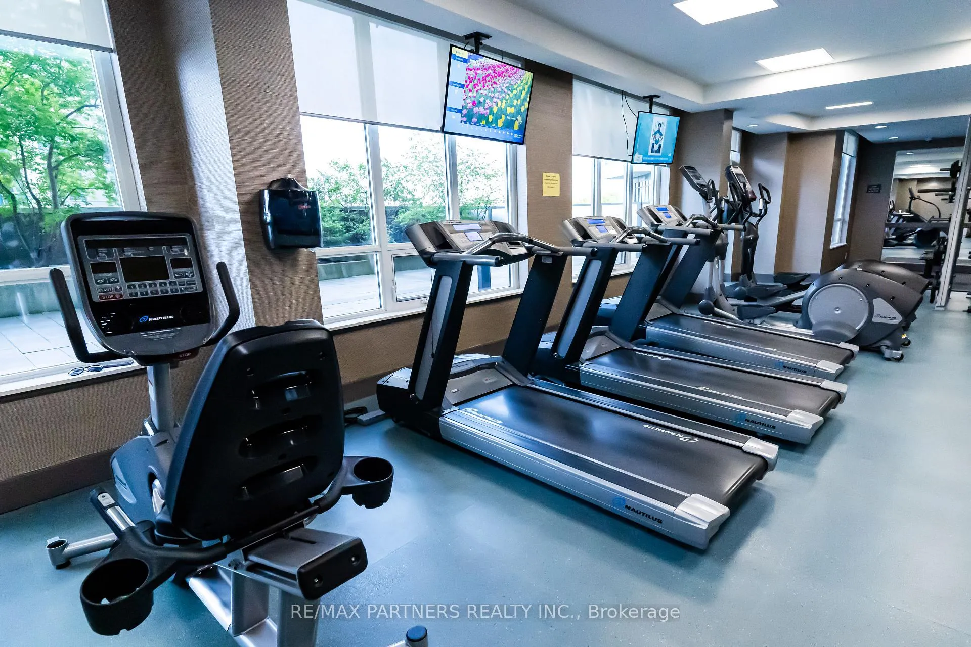 Photo 12 of Unit 1903, 7171 Yonge Street, Markham, Grandview — HOMEH