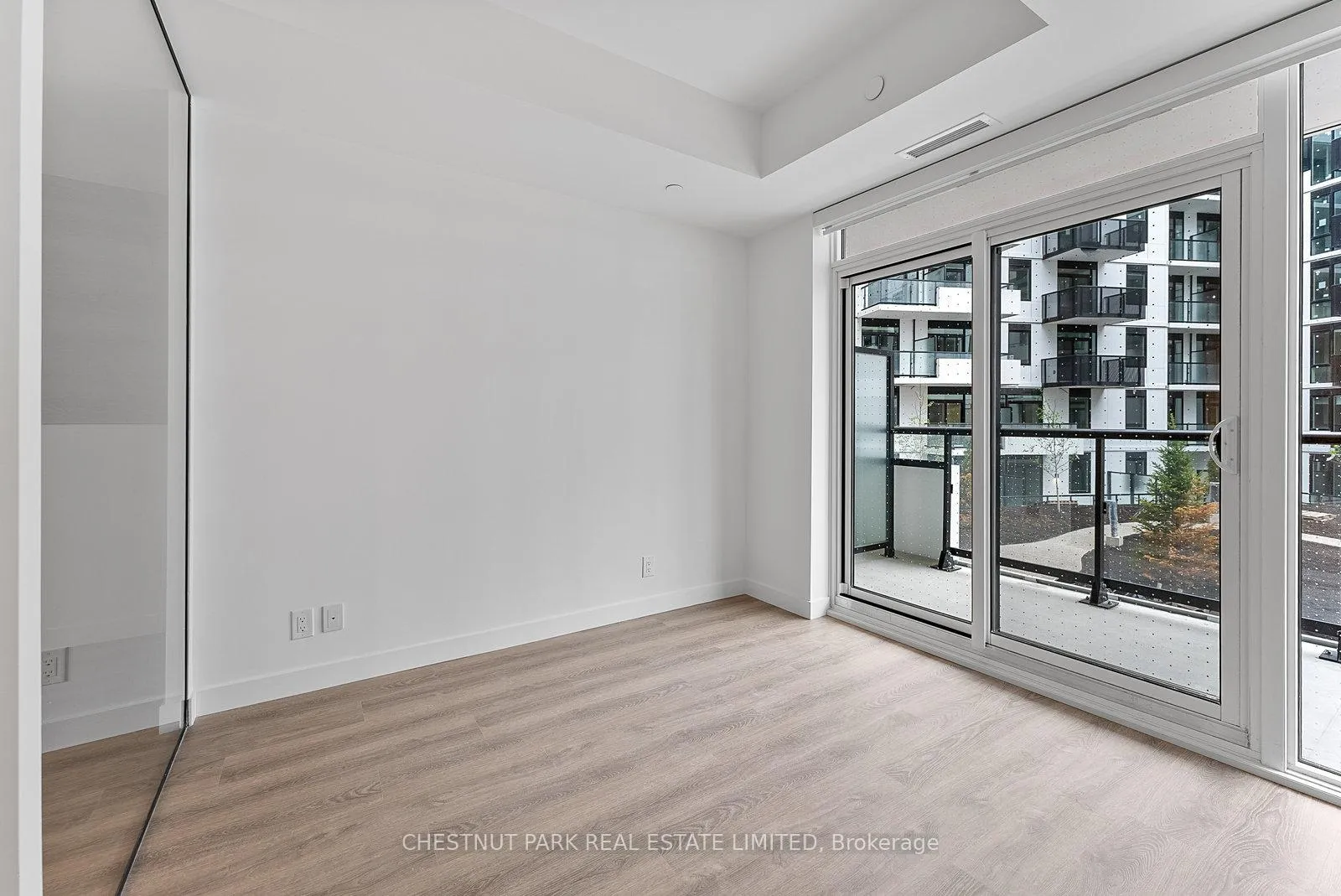 Photo 12 of Unit 403, 1050 Eastern Avenue, Toronto, Greenwood-Coxwell — HOMEH