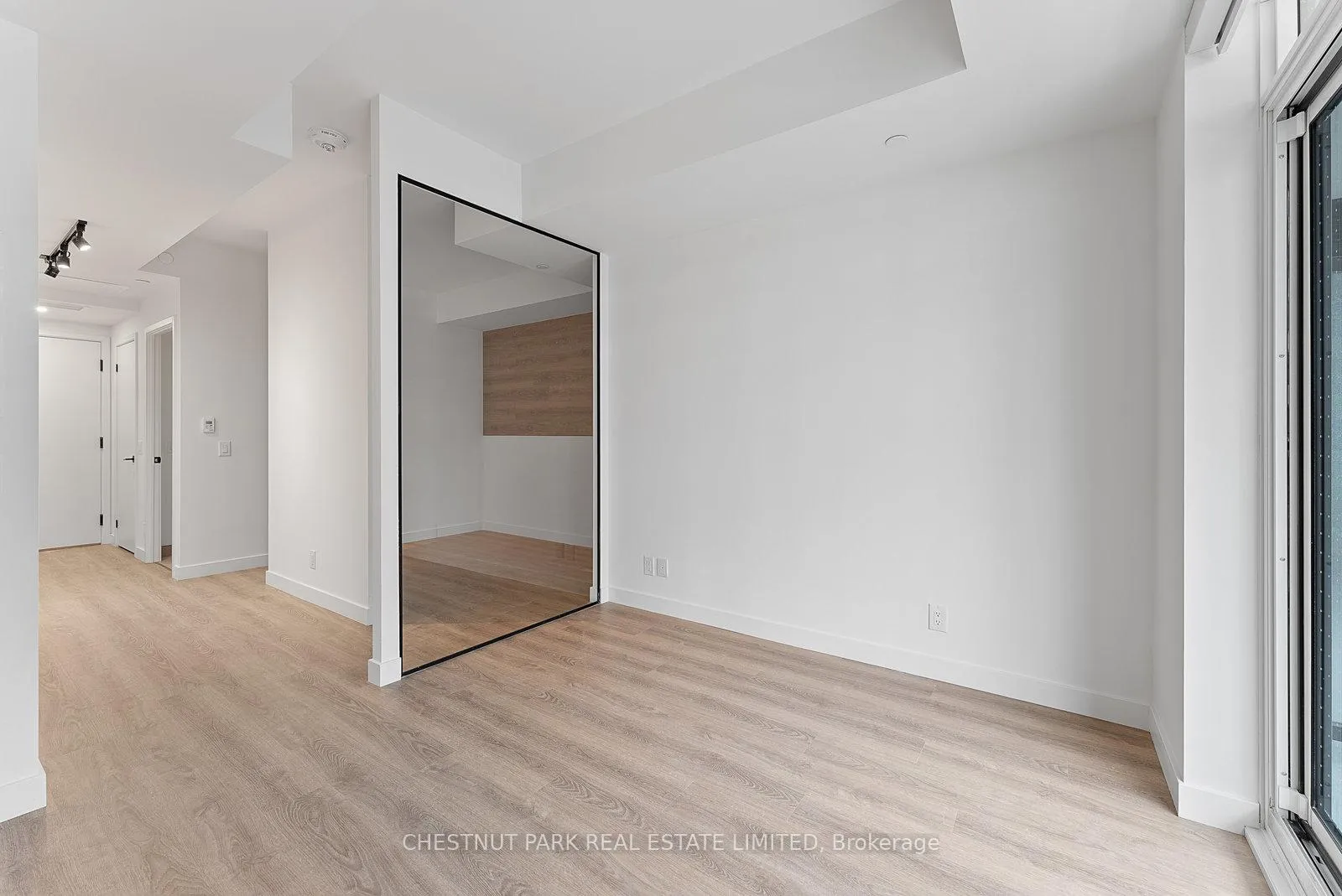 Photo 14 of Unit 403, 1050 Eastern Avenue, Toronto, Greenwood-Coxwell — HOMEH