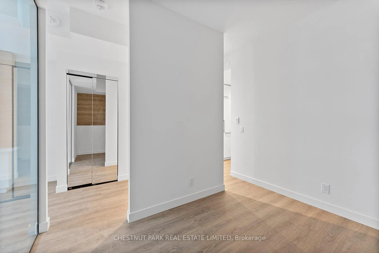 Photo 19 of Unit 403, 1050 Eastern Avenue, Toronto, Greenwood-Coxwell — HOMEH