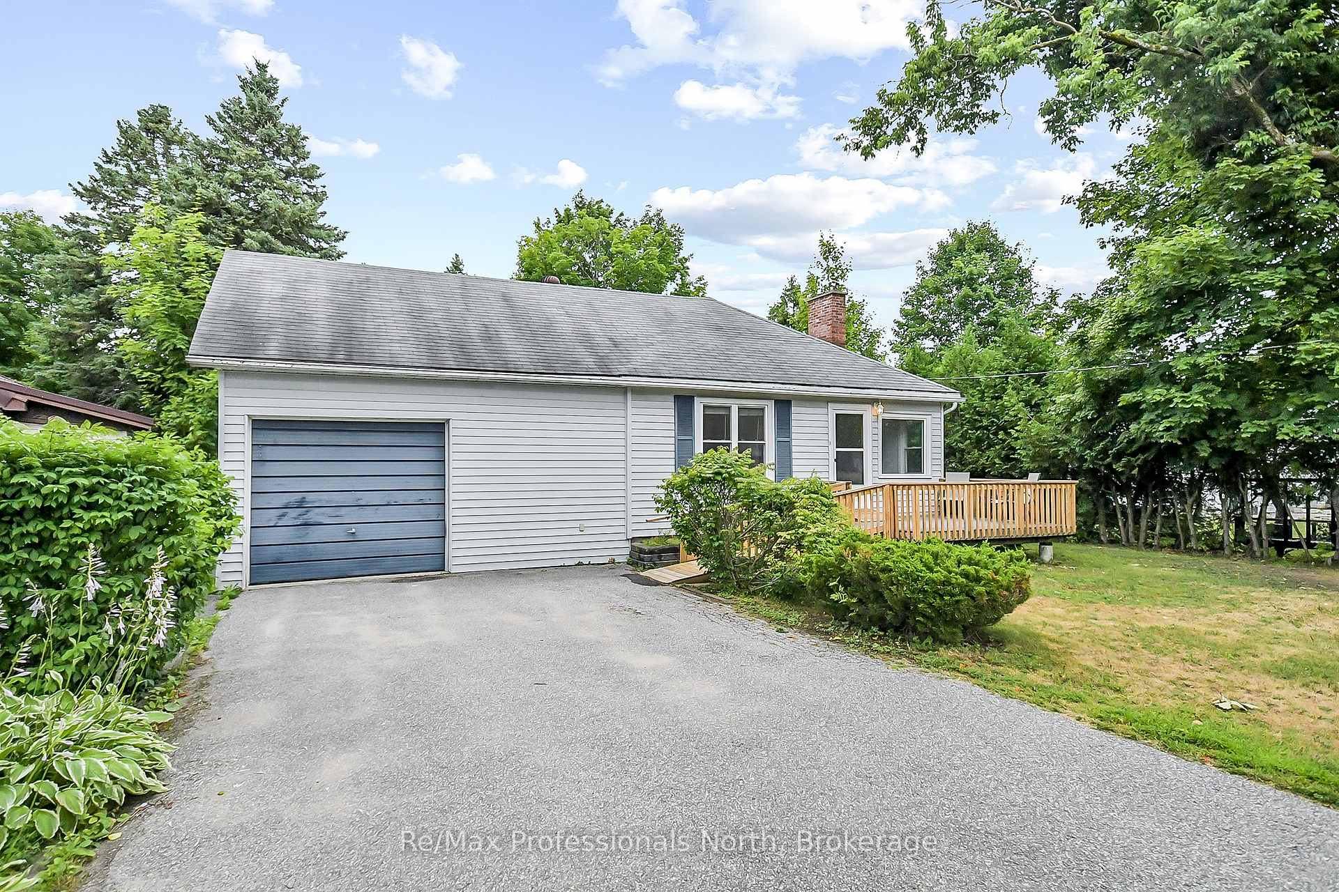 Photo 26 of 655 Mary Street N, Gravenhurst, Muskoka (S) — HOMEH