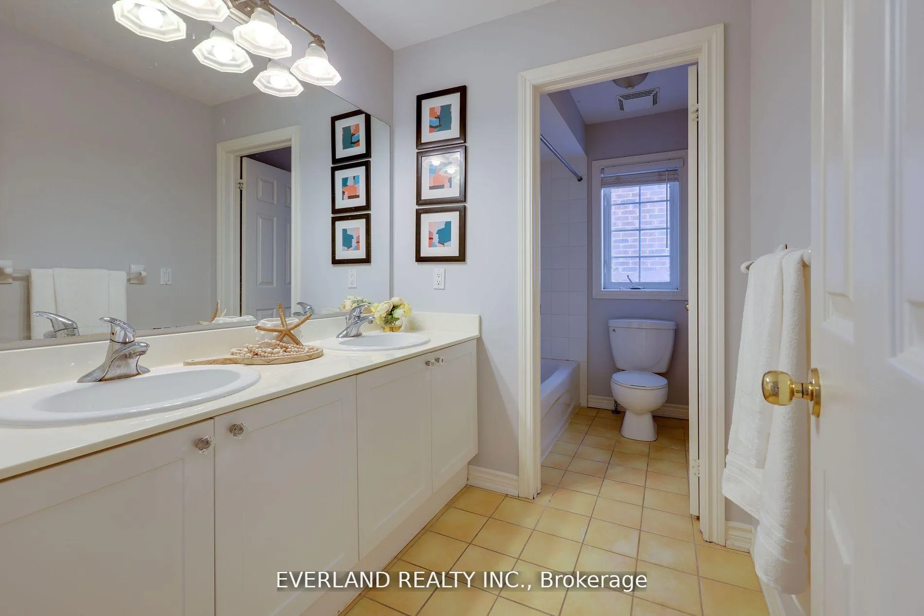 Photo 20 of 9 Woodgrove Trail S, Markham, Angus Glen — HOMEH