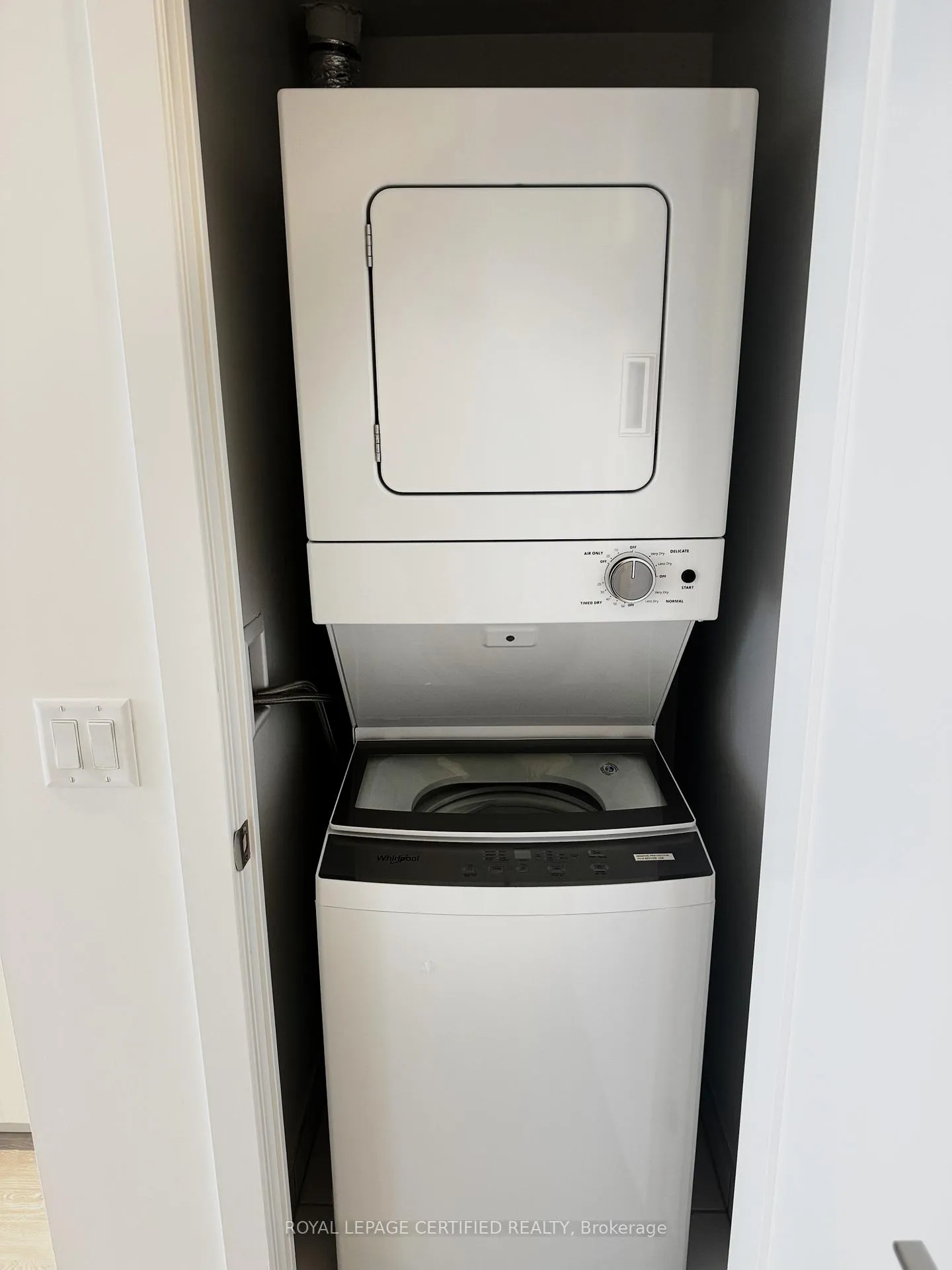 Photo 2 of Unit 2101, 2425 Simcoe Street N, Oshawa, Rural Oshawa — HOMEH
