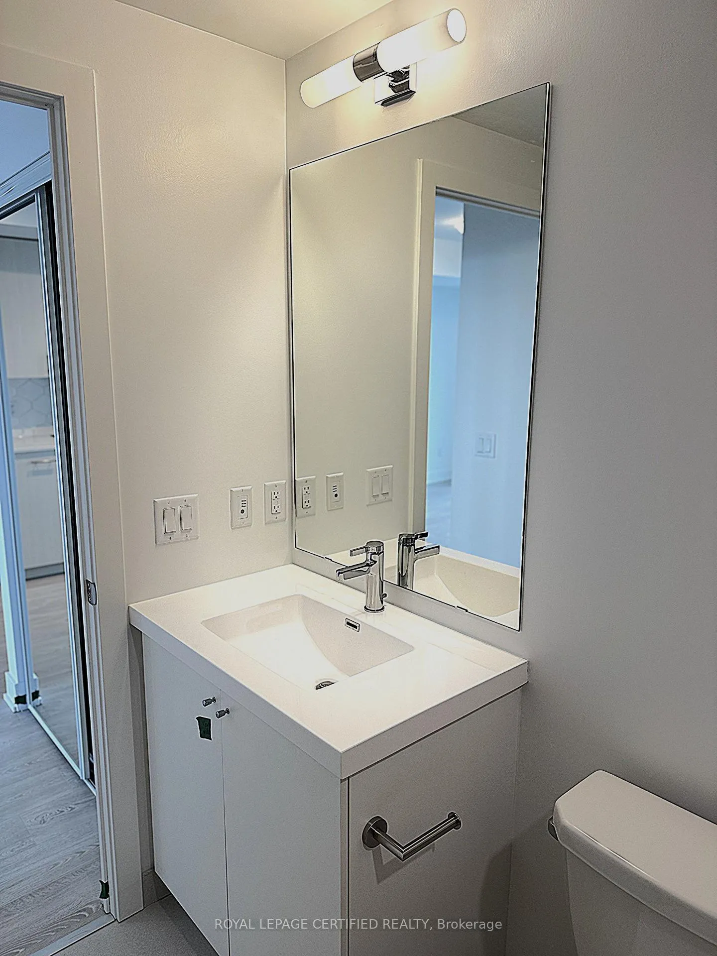 Photo 7 of Unit 2101, 2425 Simcoe Street N, Oshawa, Rural Oshawa — HOMEH