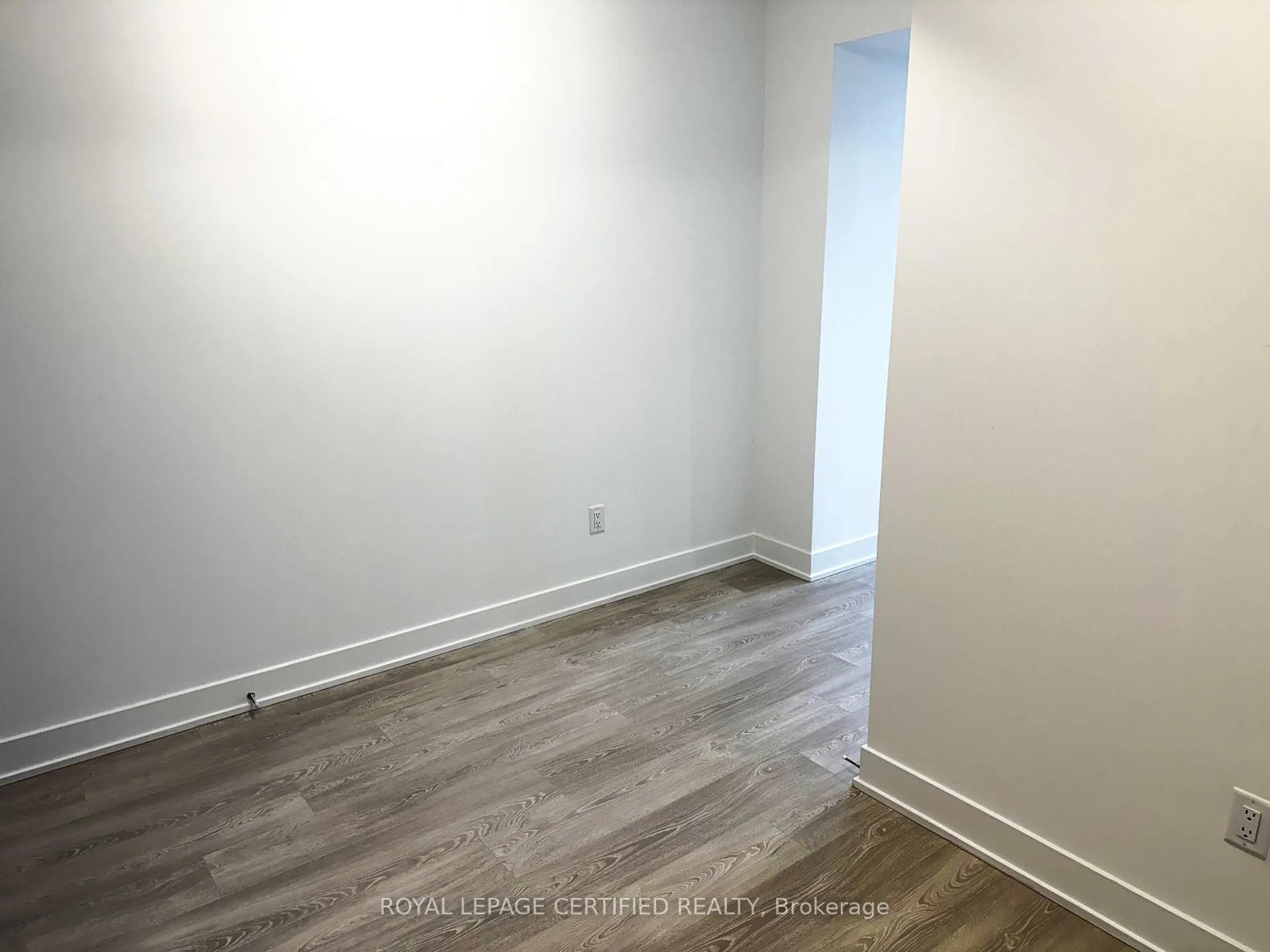 Photo 8 of Unit 2101, 2425 Simcoe Street N, Oshawa, Rural Oshawa — HOMEH