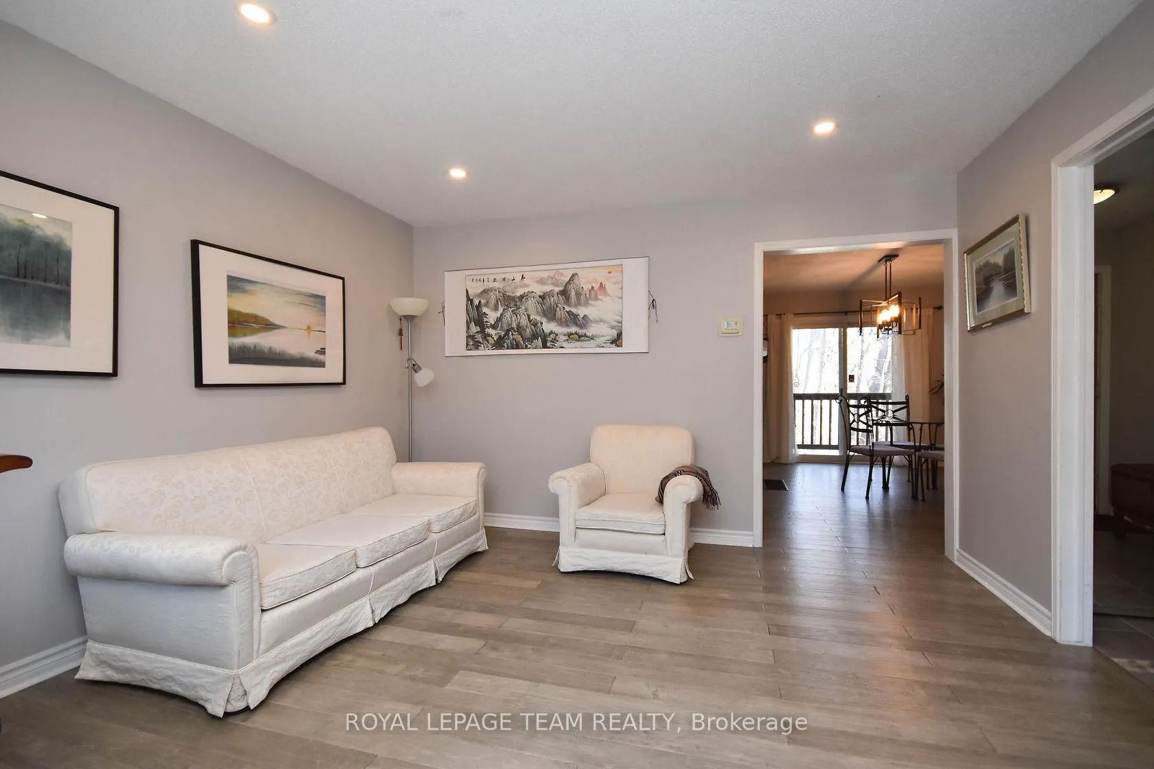 Photo 7 of 1411 Forge Street E, Ottawa, Sawmill Creek/Timbermill — HOMEH