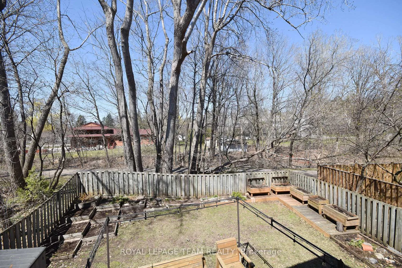 Photo 15 of 1411 Forge Street E, Ottawa, Sawmill Creek/Timbermill — HOMEH