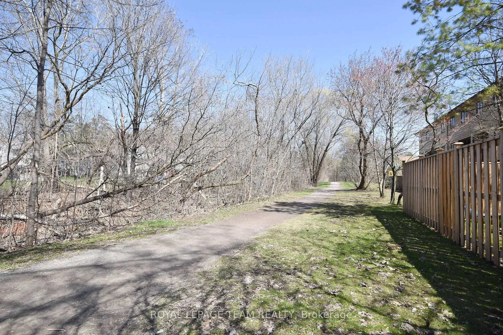 Photo 31 of 1411 Forge Street E, Ottawa, Sawmill Creek/Timbermill — HOMEH