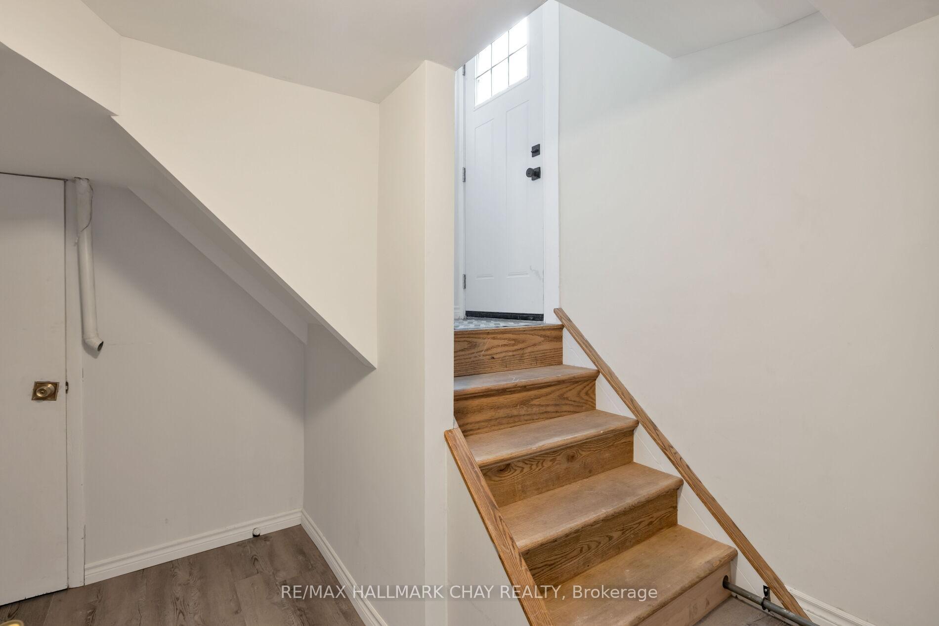 Photo 36 of 39 Eugenia Street, Barrie, Codrington — HOMEH