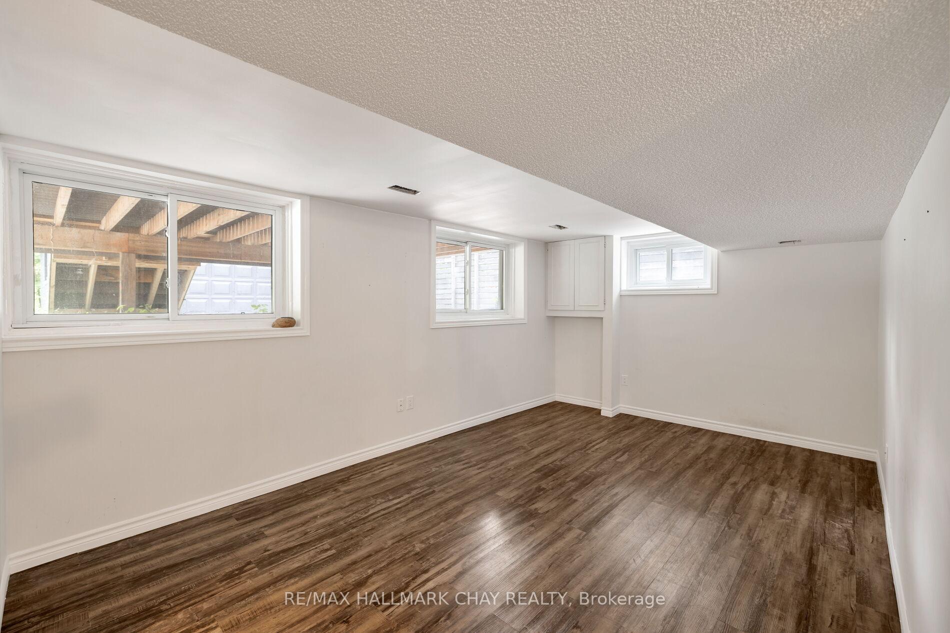Photo 38 of 39 Eugenia Street, Barrie, Codrington — HOMEH