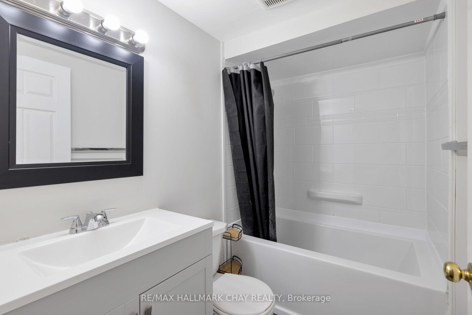 Photo 45 of 39 Eugenia Street, Barrie, Codrington — HOMEH