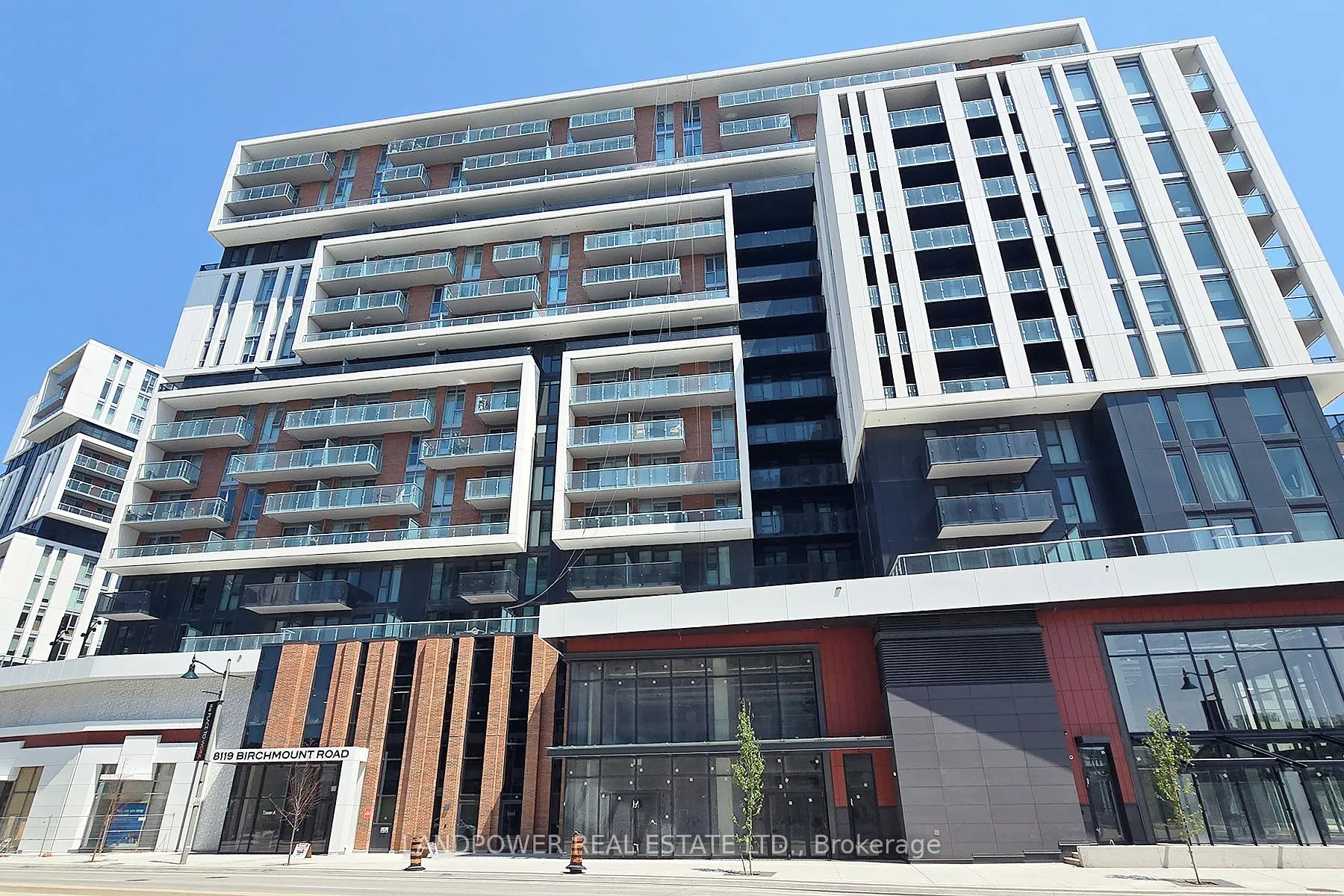 Photo 2 of Unit 819, 8119 Birchmount Road, Markham, Unionville — HOMEH