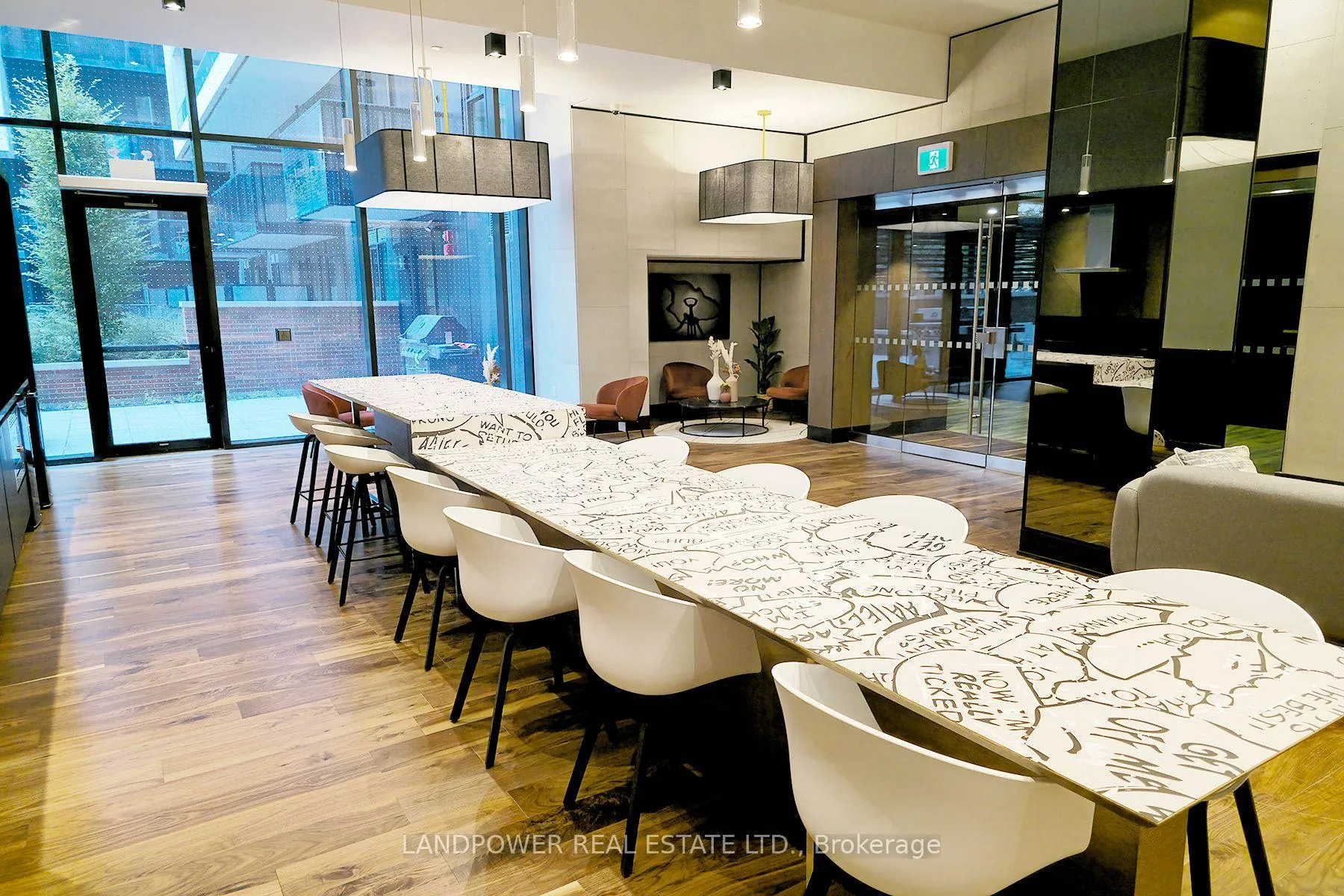 Photo 8 of Unit 819, 8119 Birchmount Road, Markham, Unionville — HOMEH