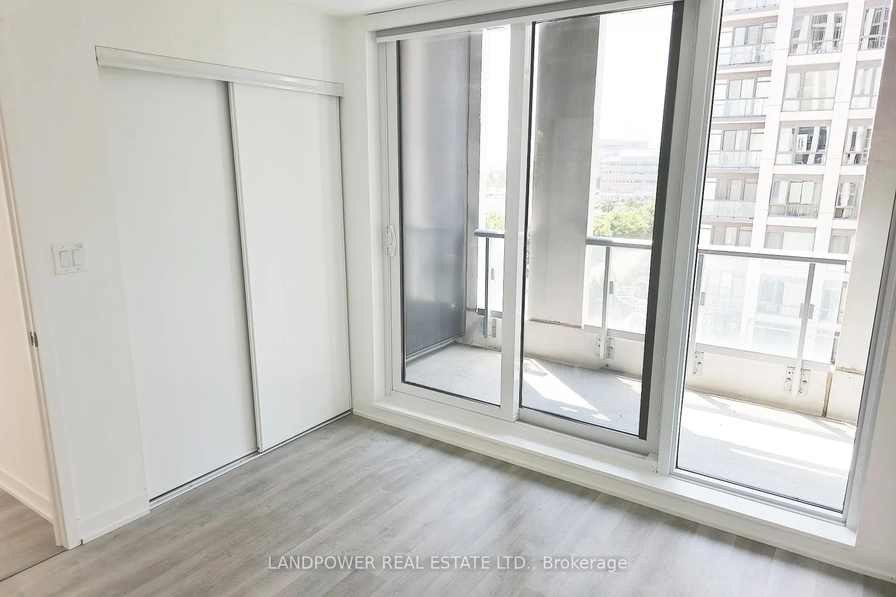 Photo 32 of Unit 819, 8119 Birchmount Road, Markham, Unionville — HOMEH