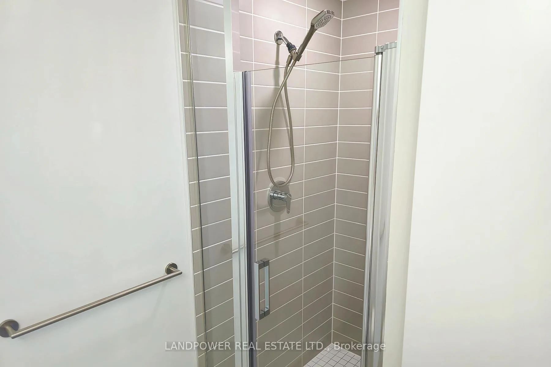 Photo 34 of Unit 819, 8119 Birchmount Road, Markham, Unionville — HOMEH