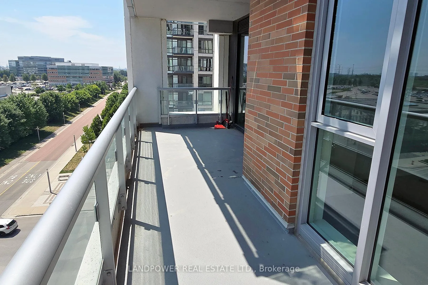 Photo 37 of Unit 819, 8119 Birchmount Road, Markham, Unionville — HOMEH