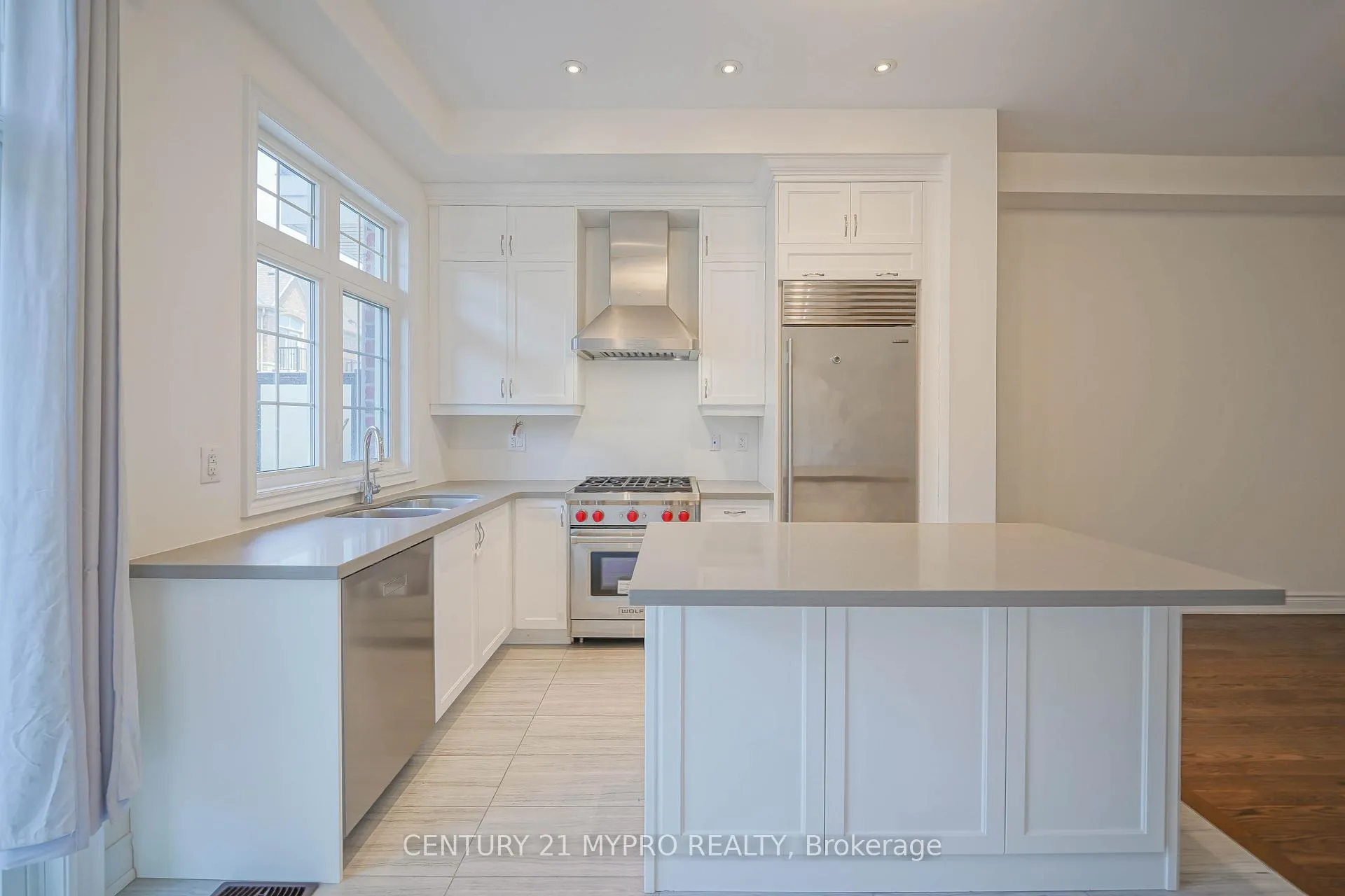 Photo 15 of 24 Royal Aberdeen Road, Markham, Angus Glen — HOMEH